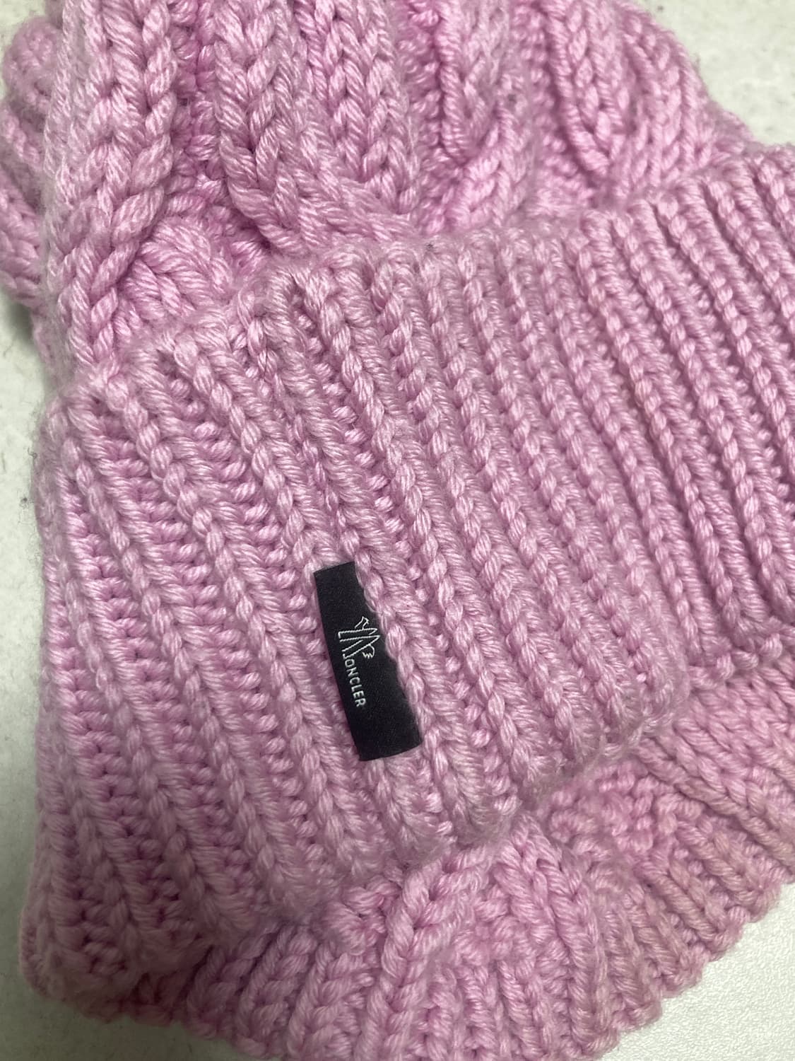 ⭐️레어⭐️몽클레어 그레노블 로고패치 케이블 비니 상품이미지6