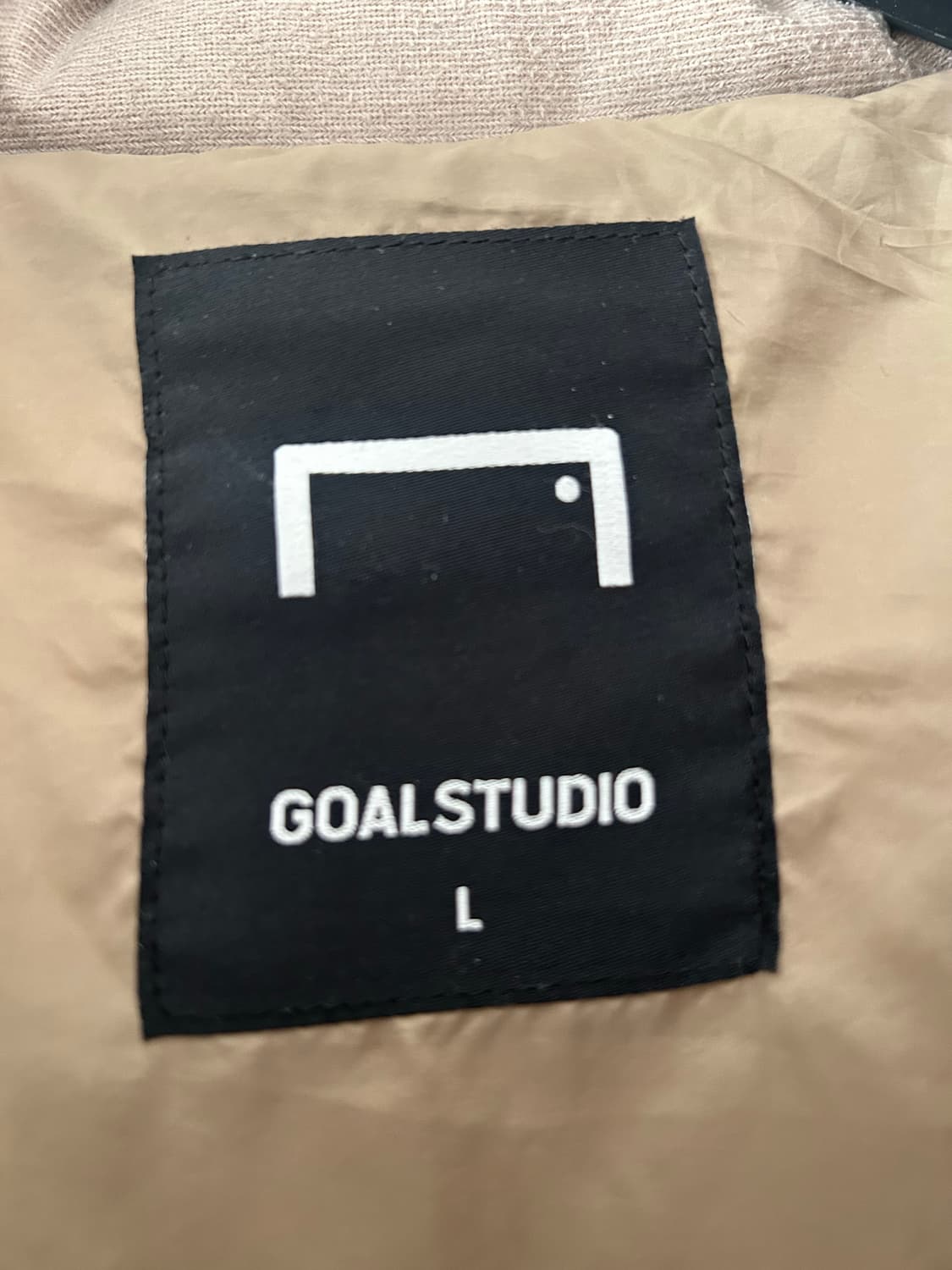 골스튜디오 베이지 패딩 L 상품이미지2