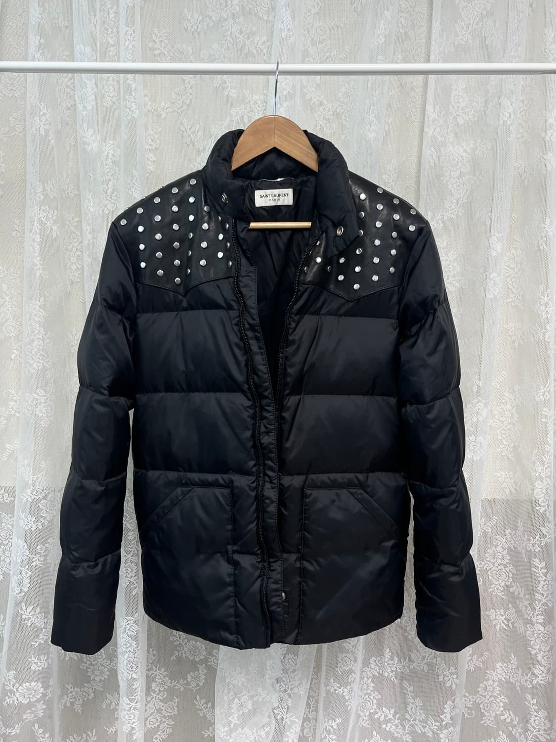 46) 생로랑 14FW 에디슬리먼 스터드 구스다운 패딩 상품이미지3