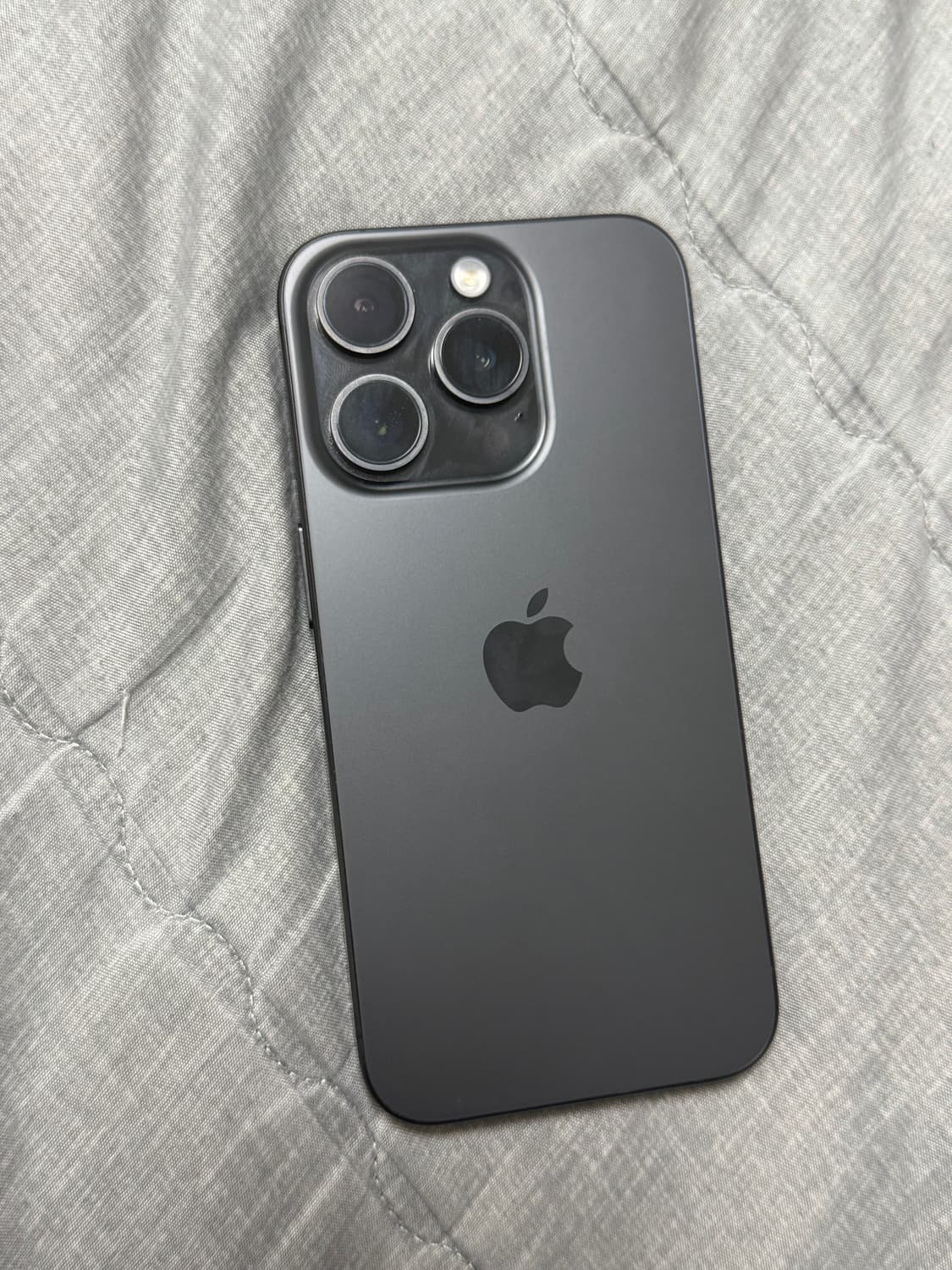 아이폰15프로 블랙 256 상품이미지2