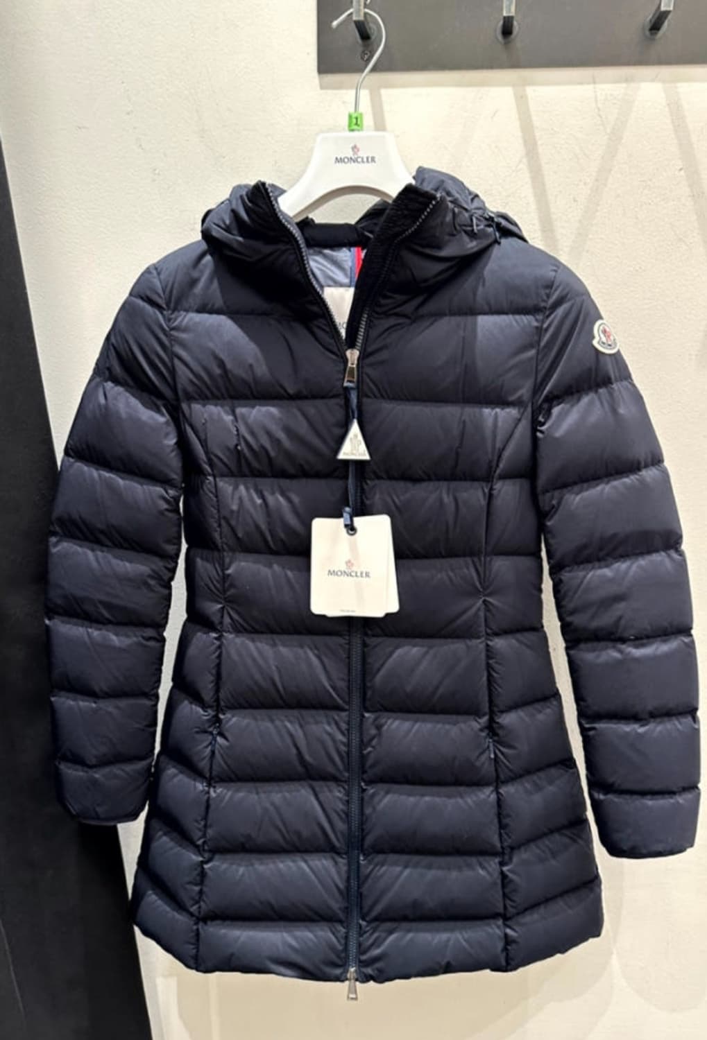 몽클레르 gle 여성 다운 패딩 상품이미지1