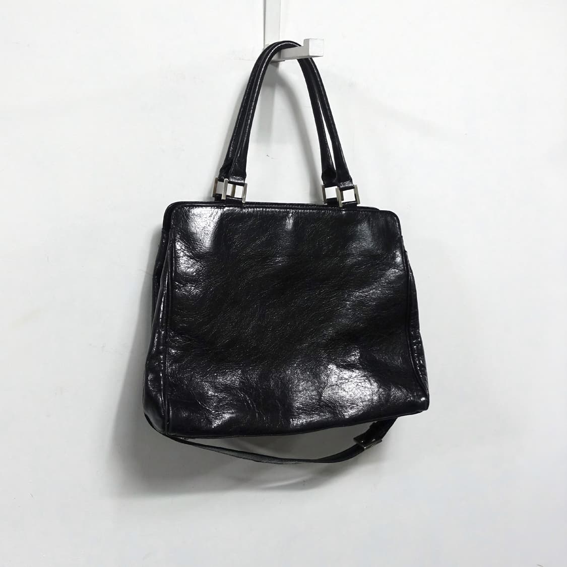 LEATHER 블랙 링클 가공 레더 크로스 벨트 스트랩 숄더백  상품이미지2