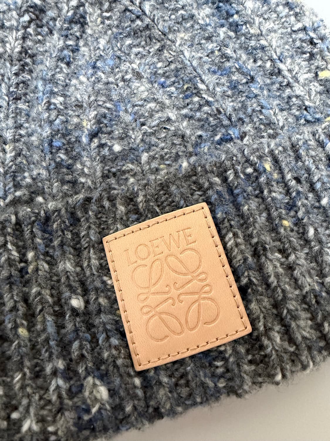 로에베 비니 상품이미지2