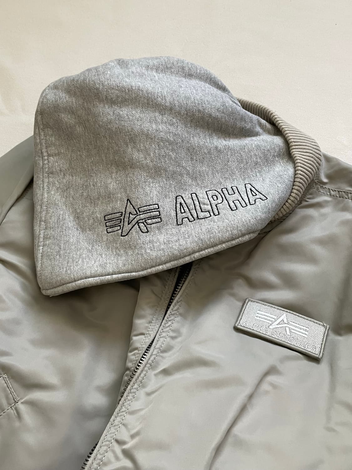 알파인더스트리 MA-1 항공 점퍼 자켓 건메탈 실버 상품이미지5