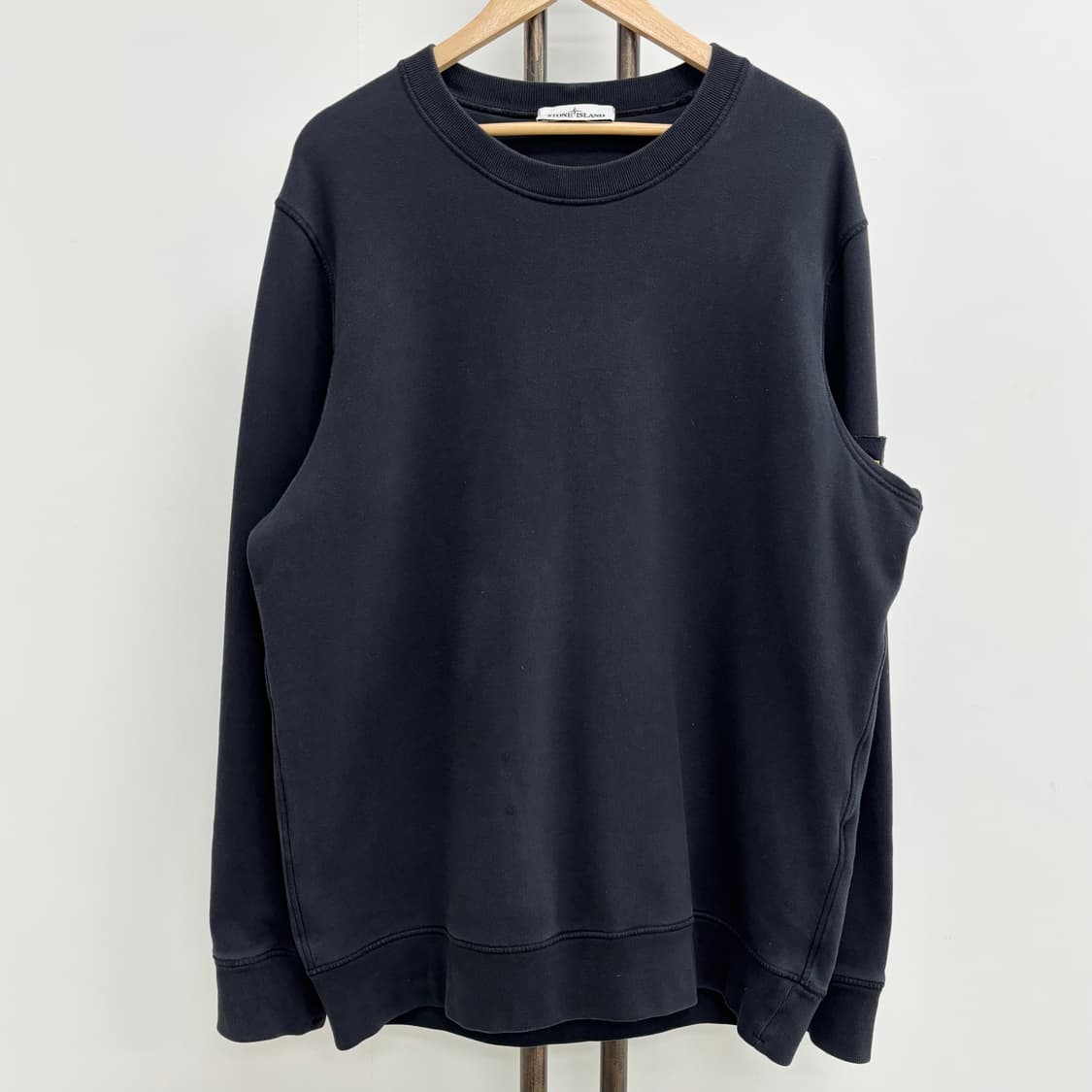 [XXL]스톤아일랜드 와펜패치 맨투맨  상품이미지1