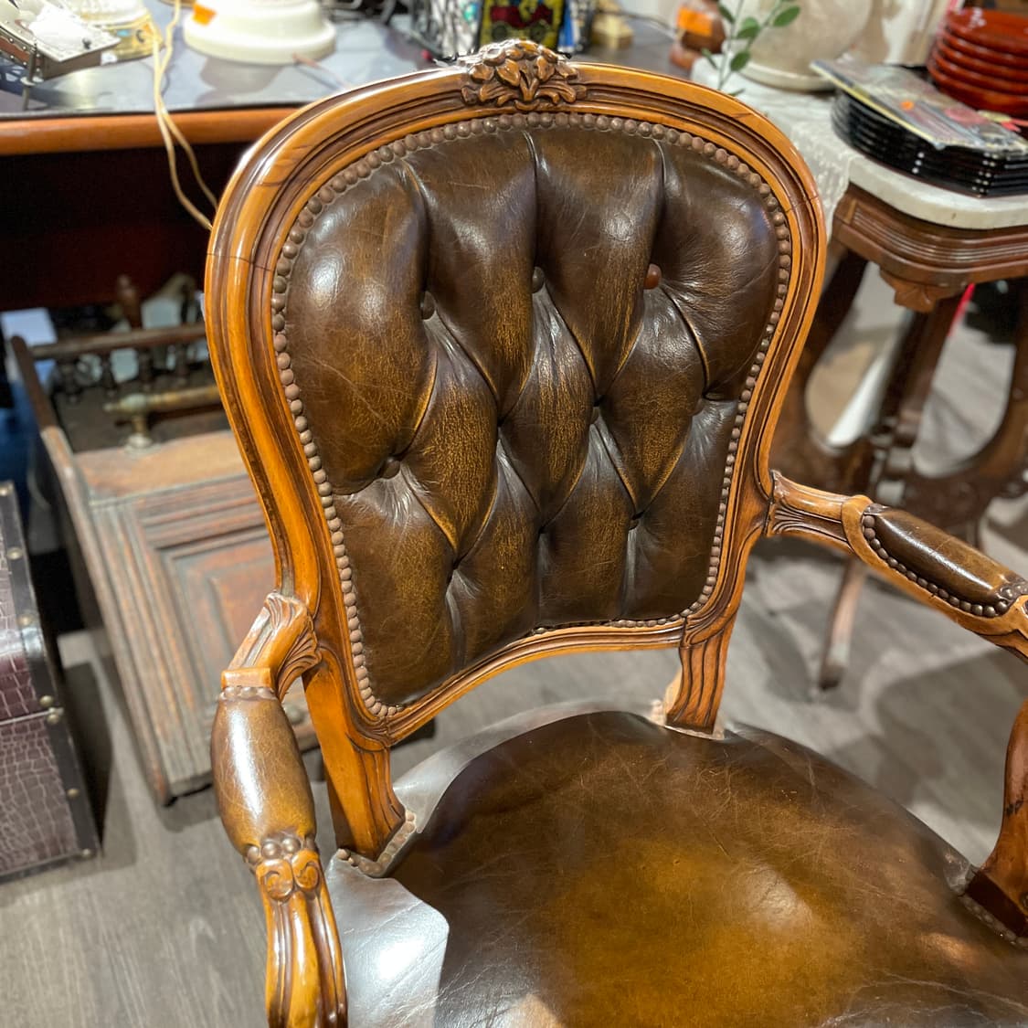 빈티지 가죽 암체어 상품이미지3