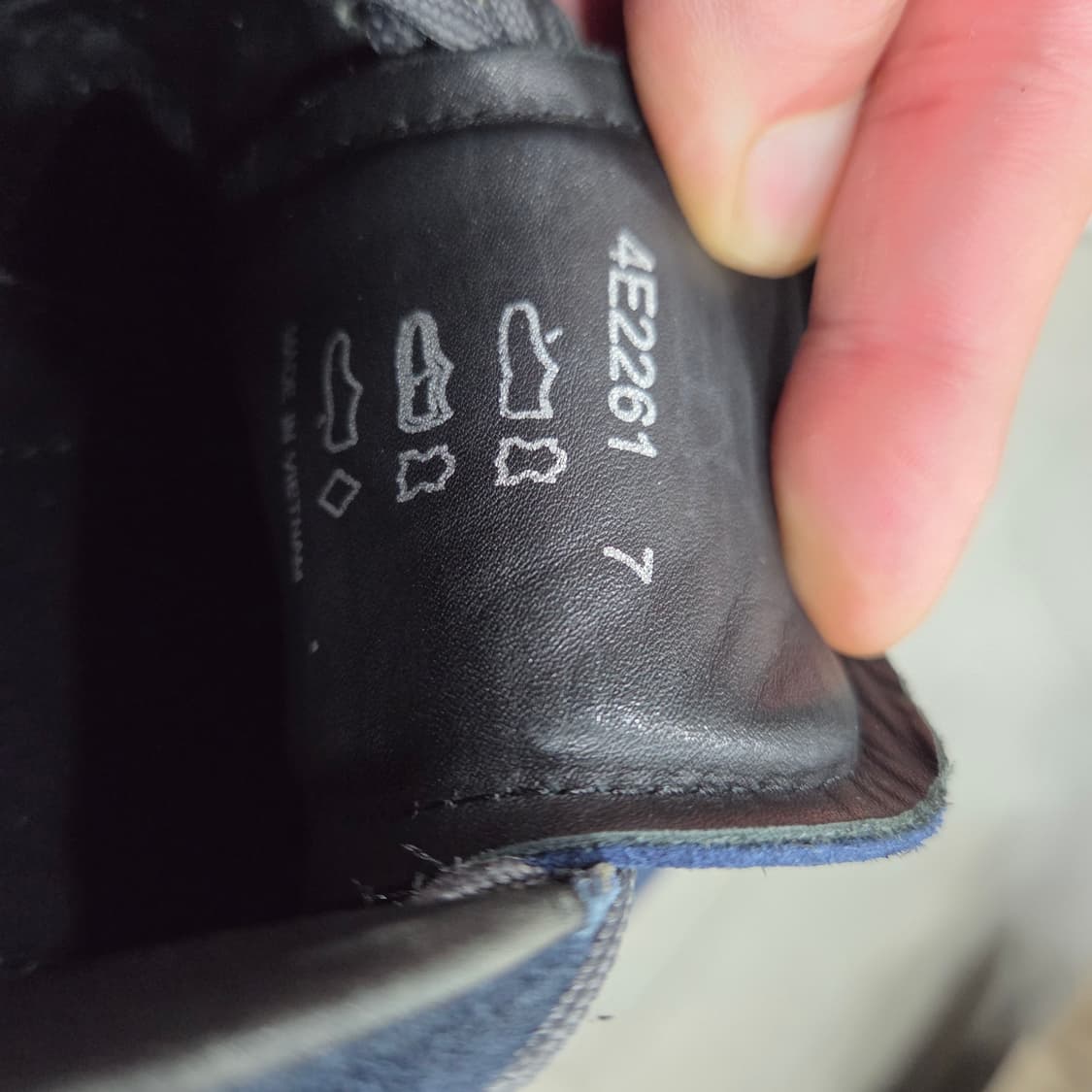 프라다 스웨이드 스니커즈 상품이미지6