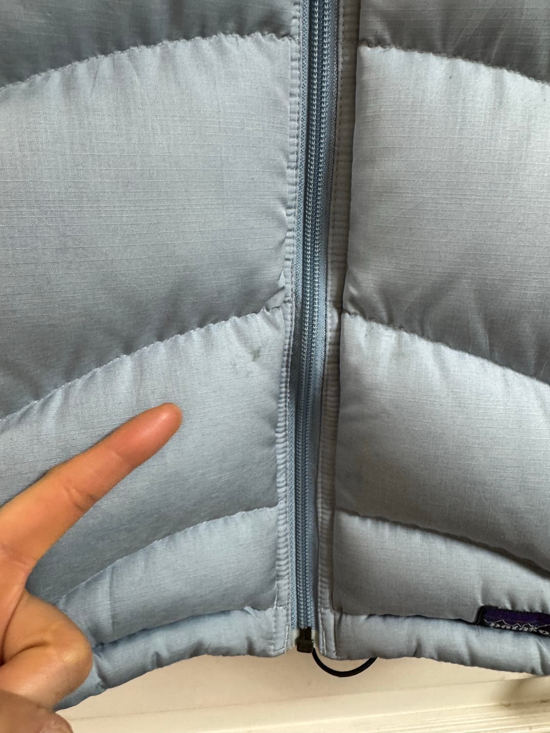 파타고니아 Patagonia 하늘색 구스다운 패딩 조끼 베스트 상품이미지5