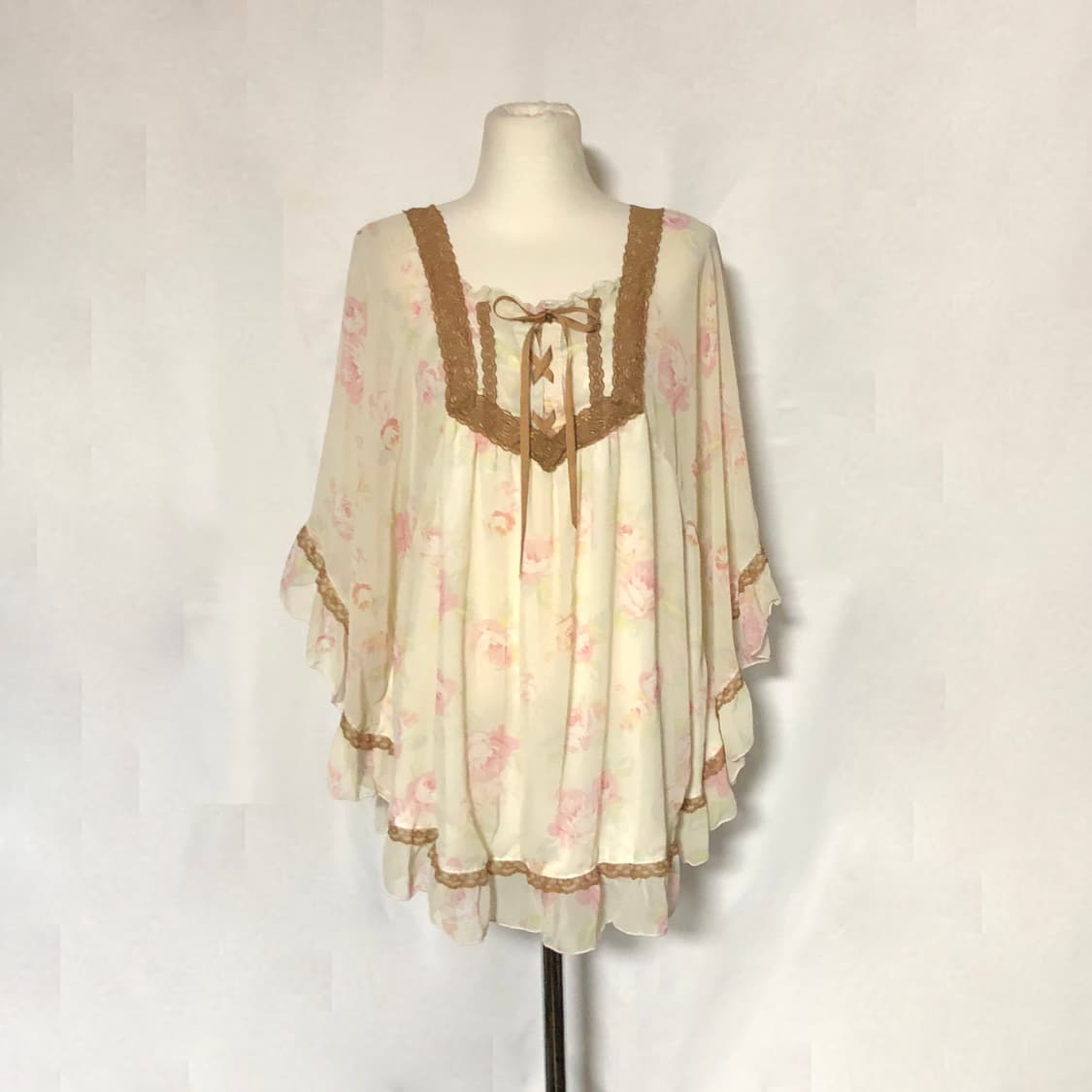 deary 꽃무늬 케이프 블라우스 상품이미지5