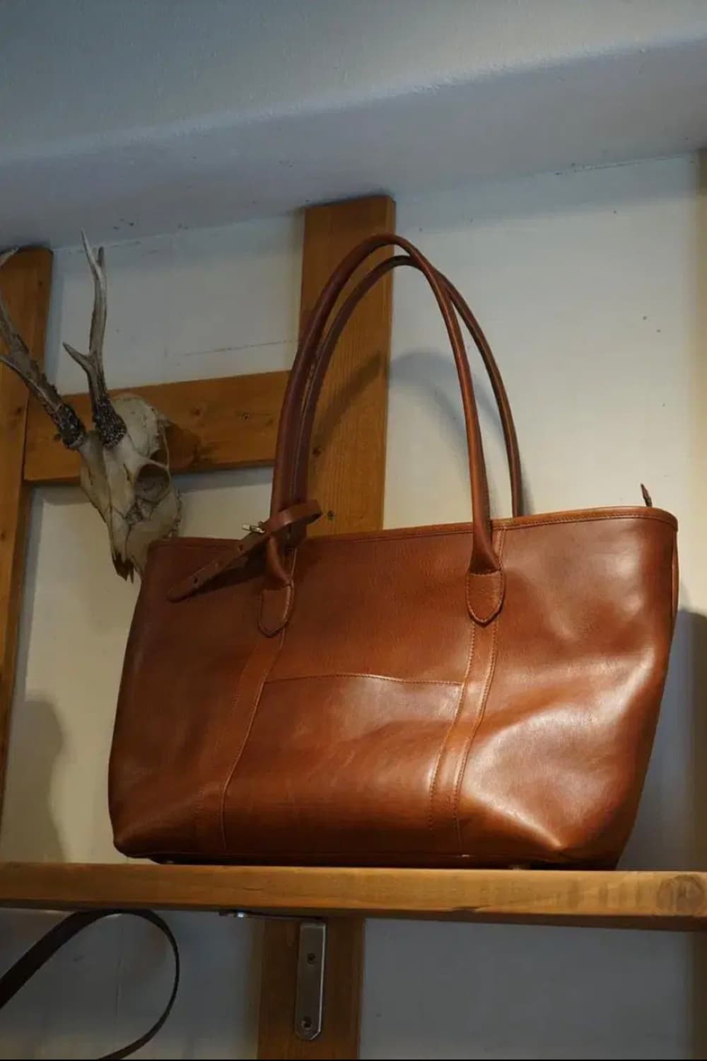 유니페어 에센셜 토트백 가죽 공방 맞춤 제작 상품이미지1