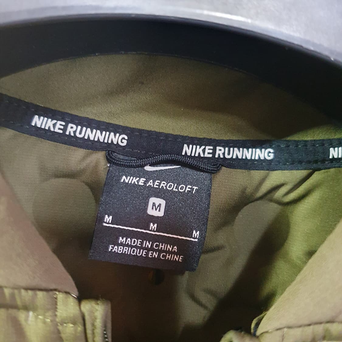 나이키 에어로로프트 베스트 조끼M 상품이미지4