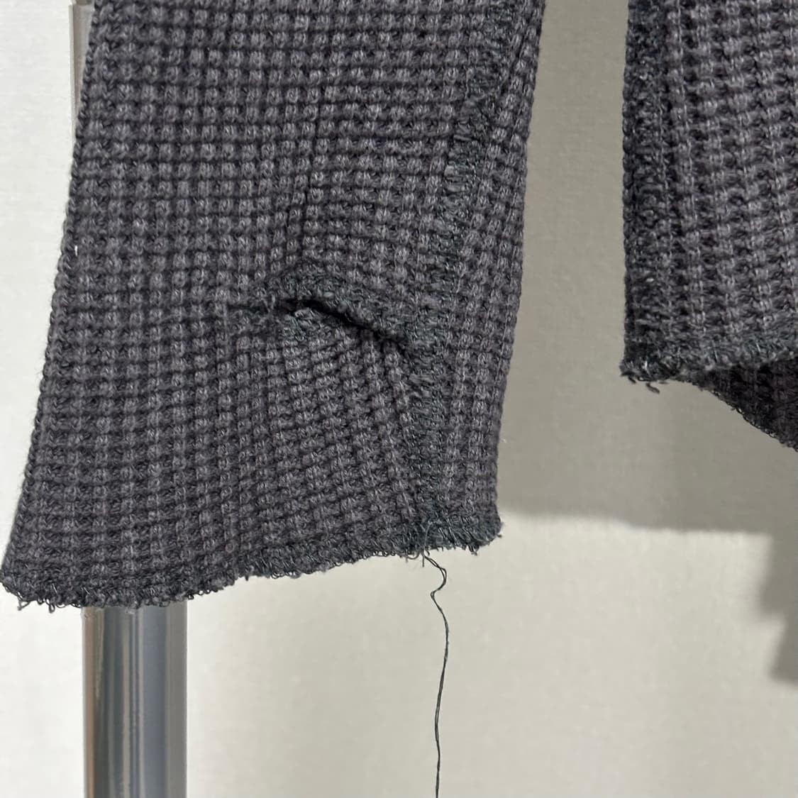 2) unused 언유즈드 핑거홀 와플 티셔츠 상품이미지2