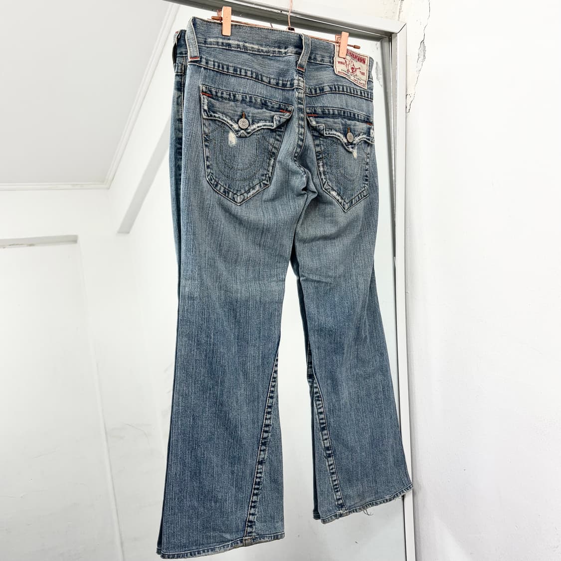 트루릴리전 데미지 부츠컷 데님 팬츠 상품이미지6