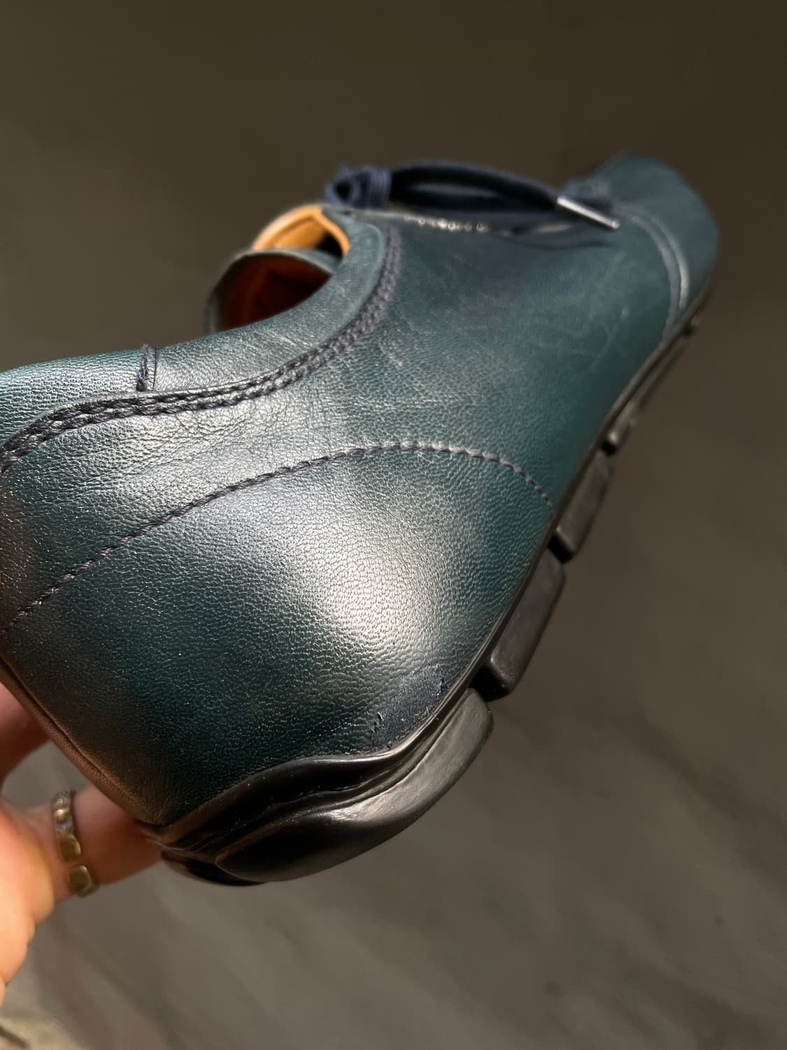 Prada Leather Flat shoes 상품이미지9