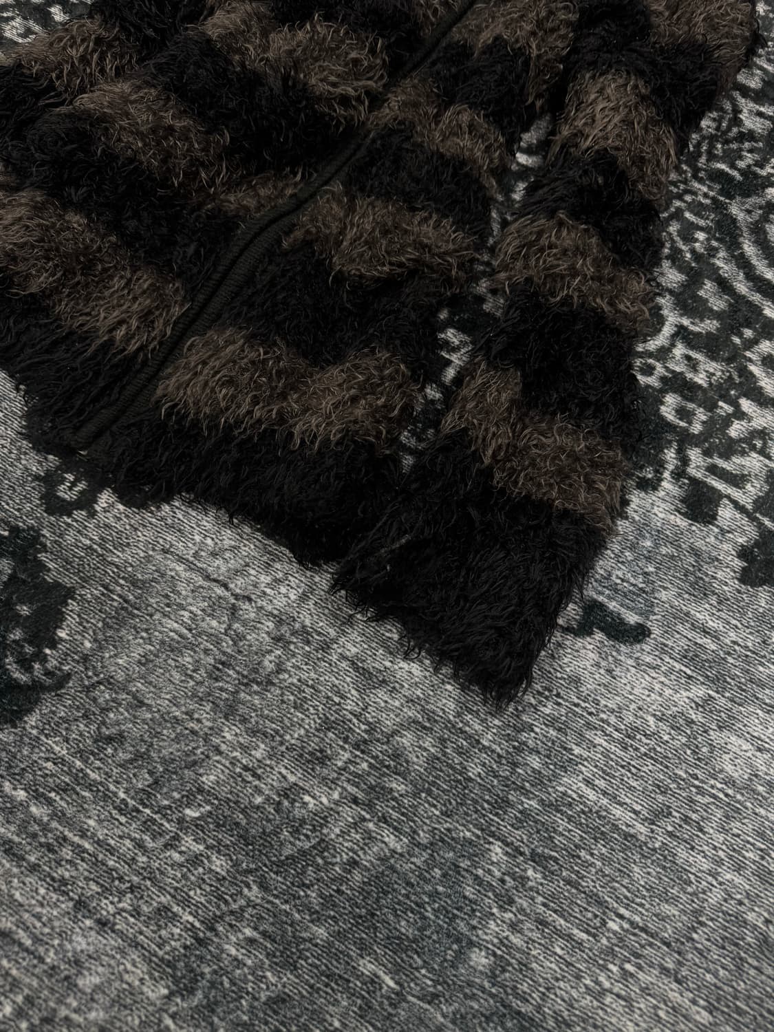 Villand black brown acrylic fur hood 상품이미지5