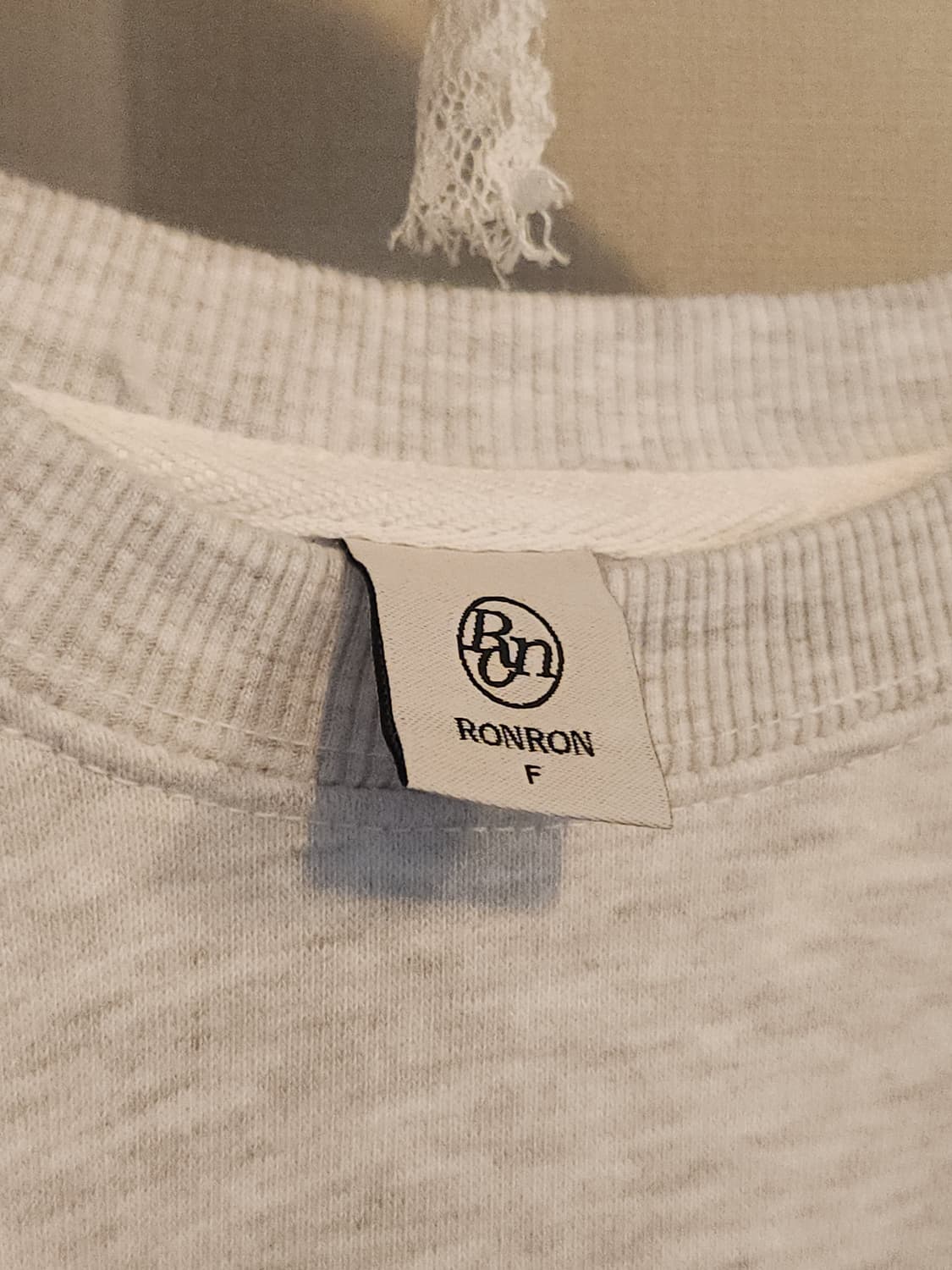 RONRON 레글런 맨투맨 ! 상품이미지3