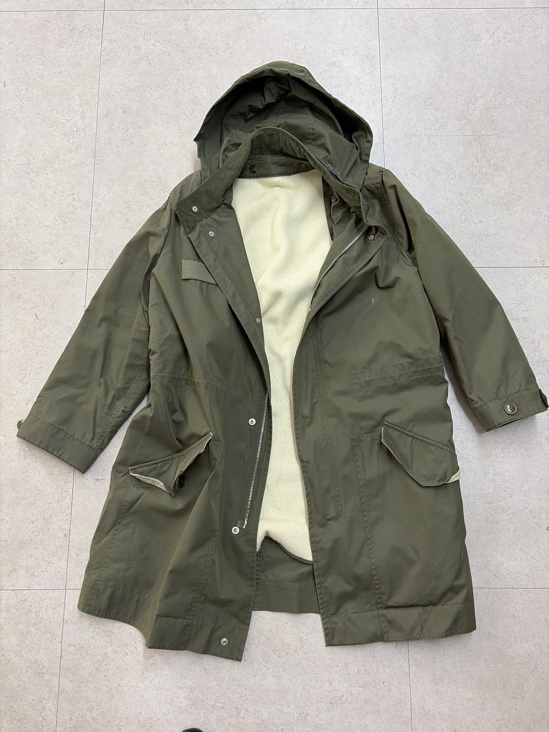 A.P.C. 카키 야상 안감 탈부착 상품이미지1