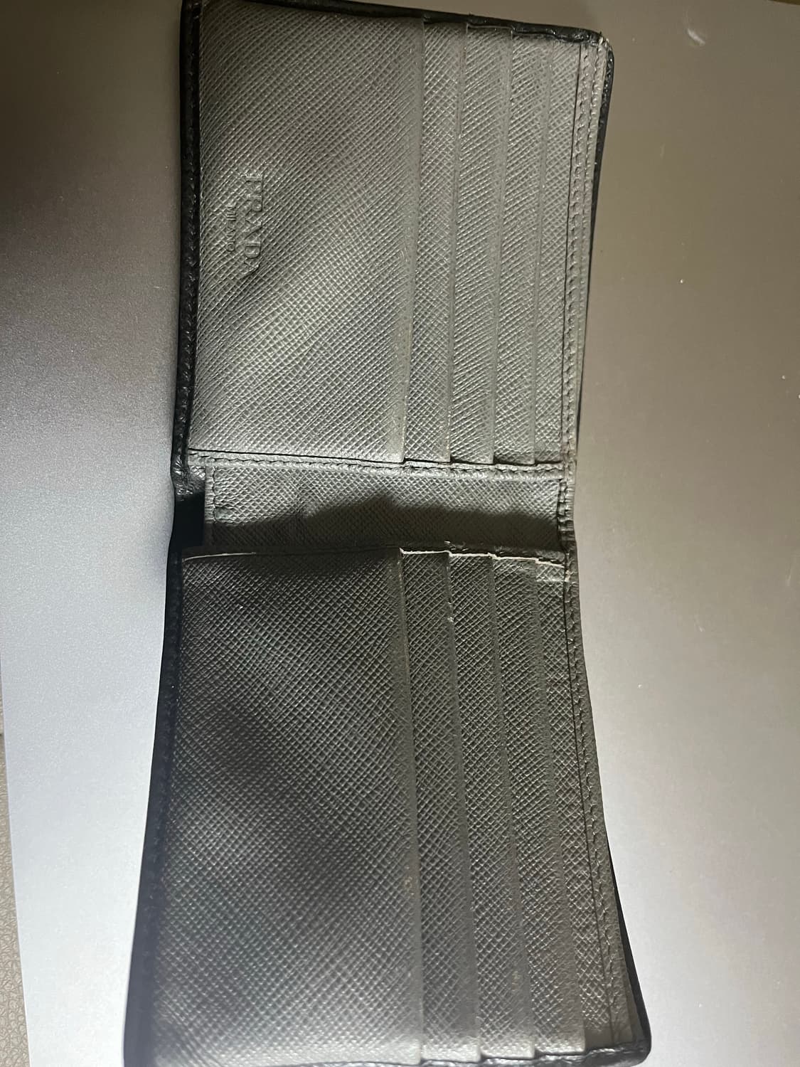 프라다 사피아노 레더 지갑 블랙 상품이미지3