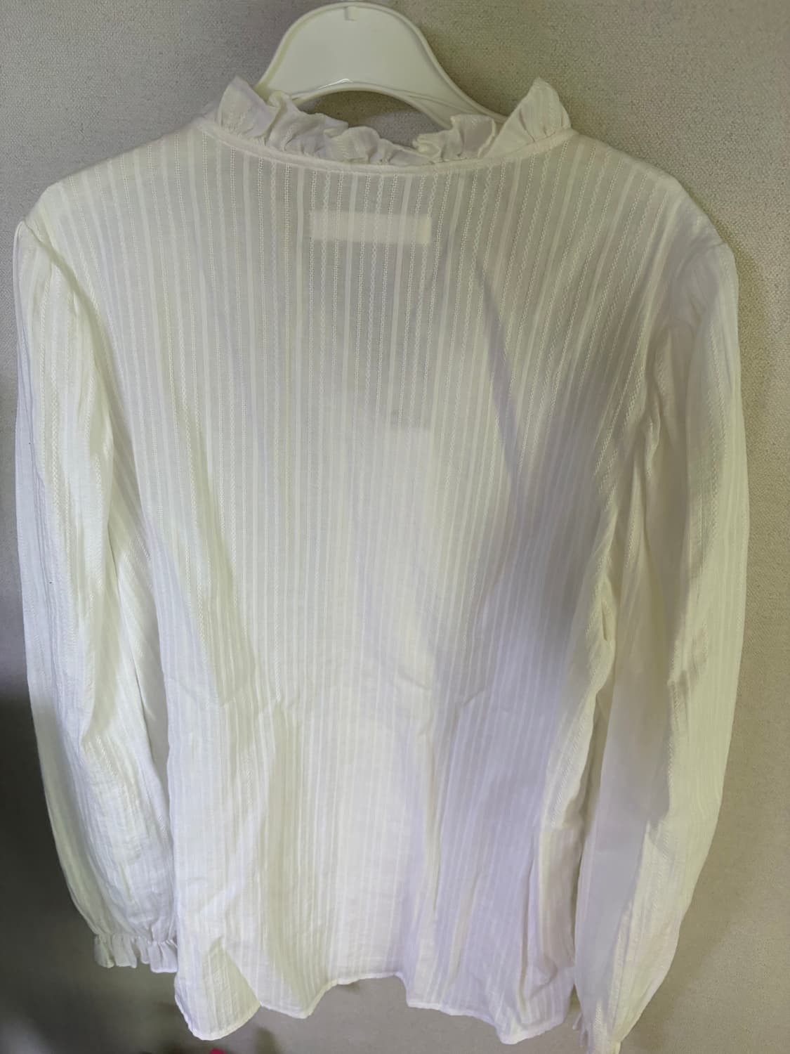 바이무드 fw 프릴 블라우스 상품이미지2