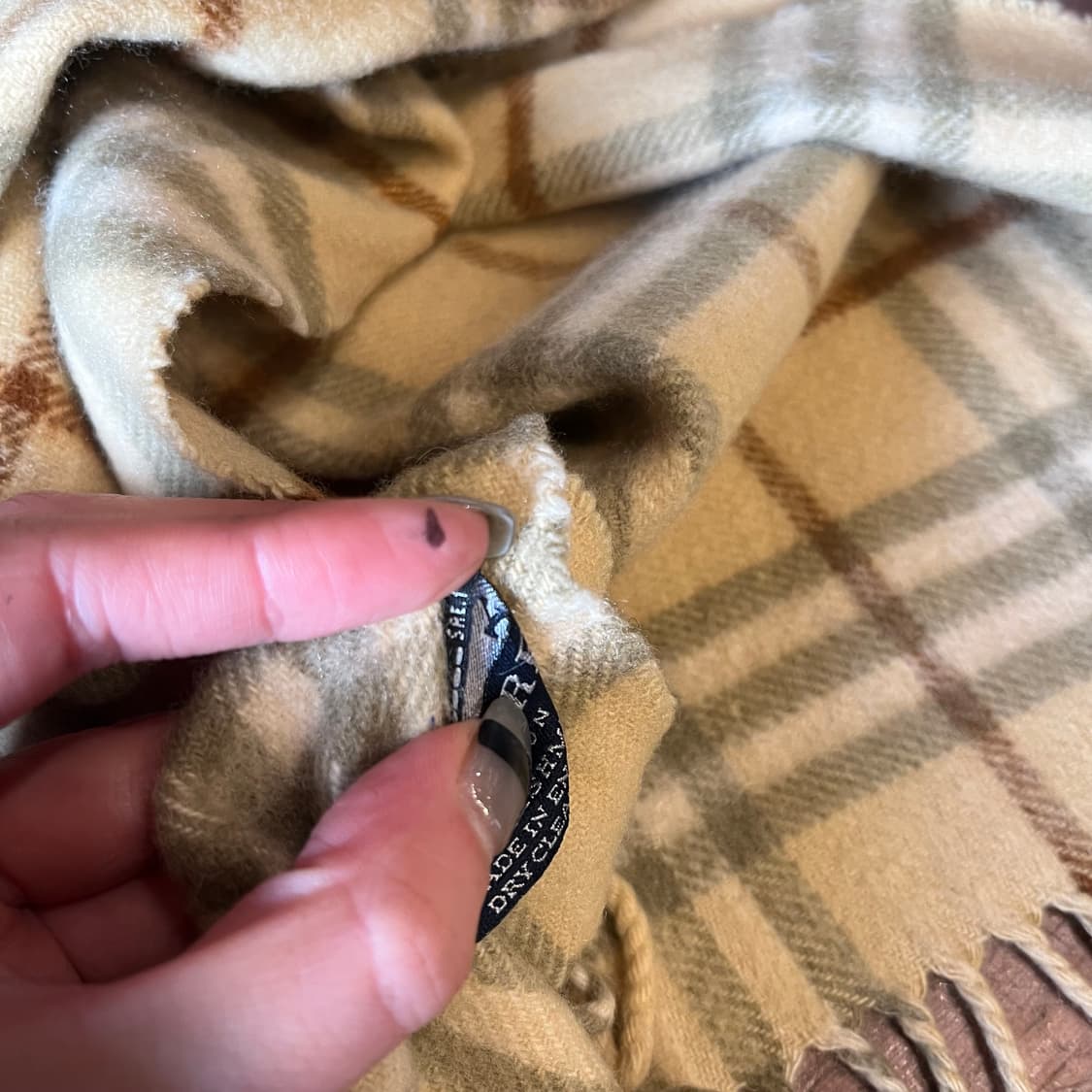 버버리 노바체크 캐시미어 머플러 상품이미지3