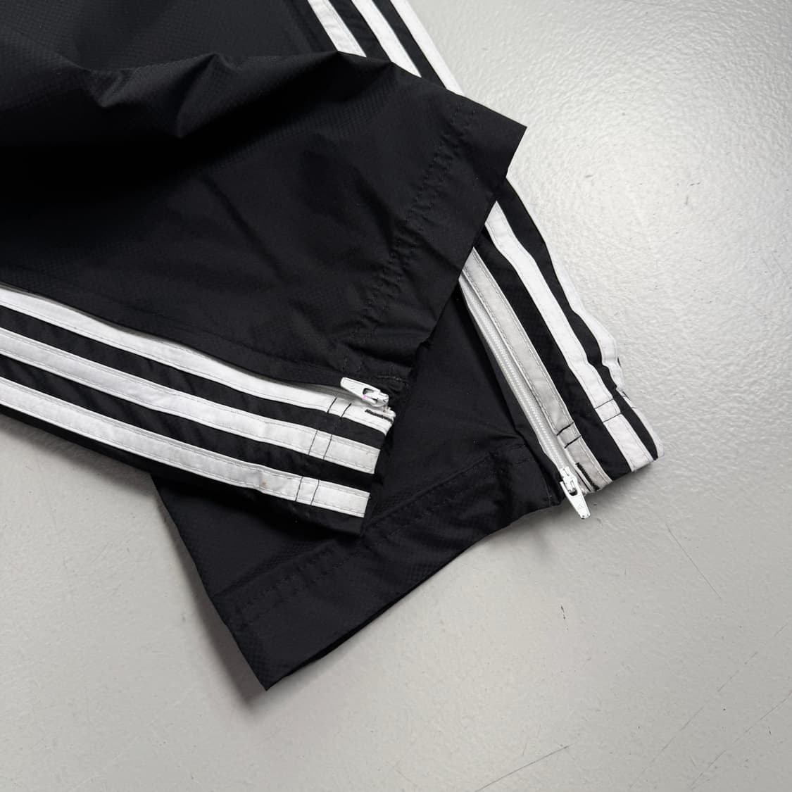 아디다스 삼선 올드스쿨 바람막이 트랙팬츠 상품이미지4