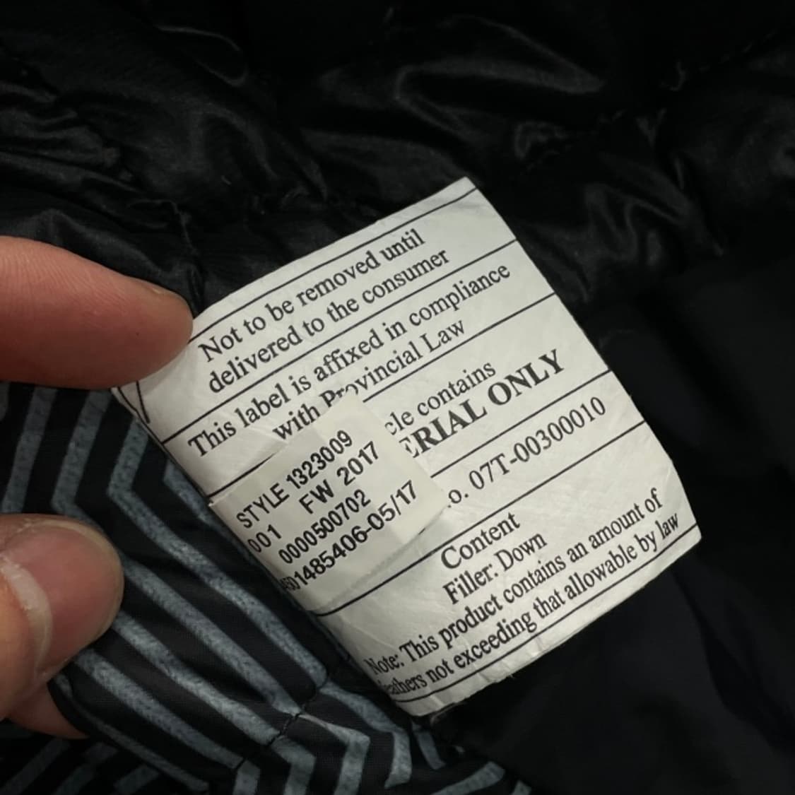 95 언더아머 유광 경량패딩  상품이미지6