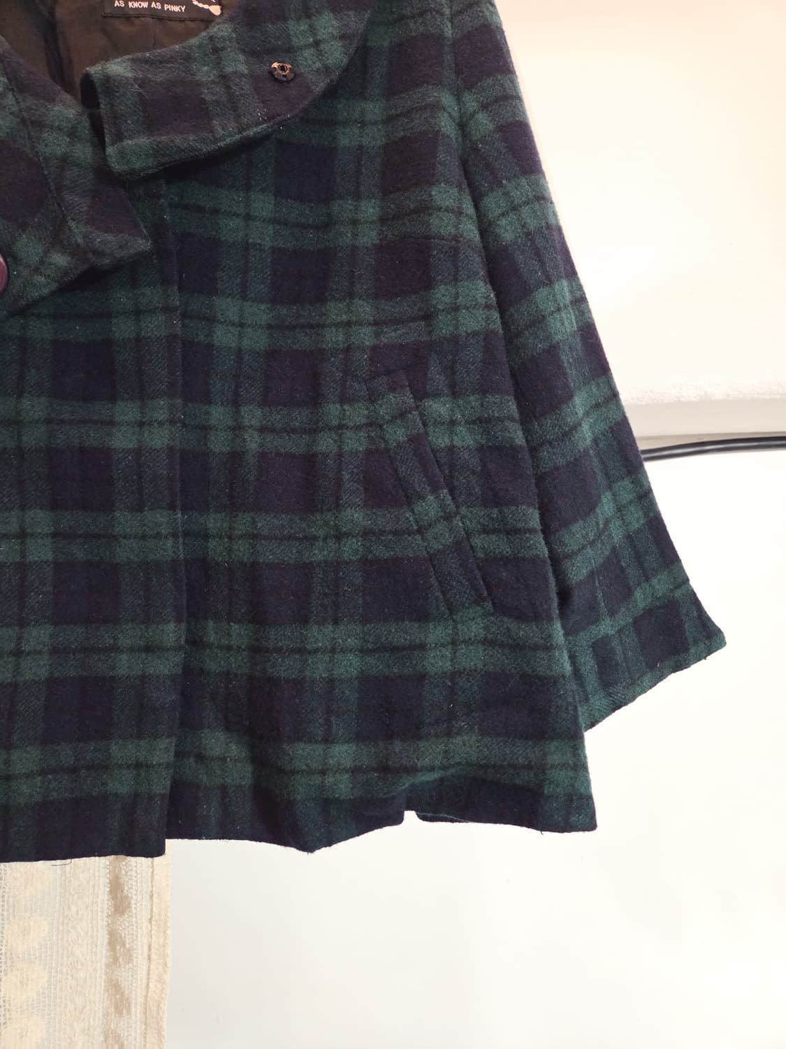 체크 케이프 핏 코트 상품이미지3