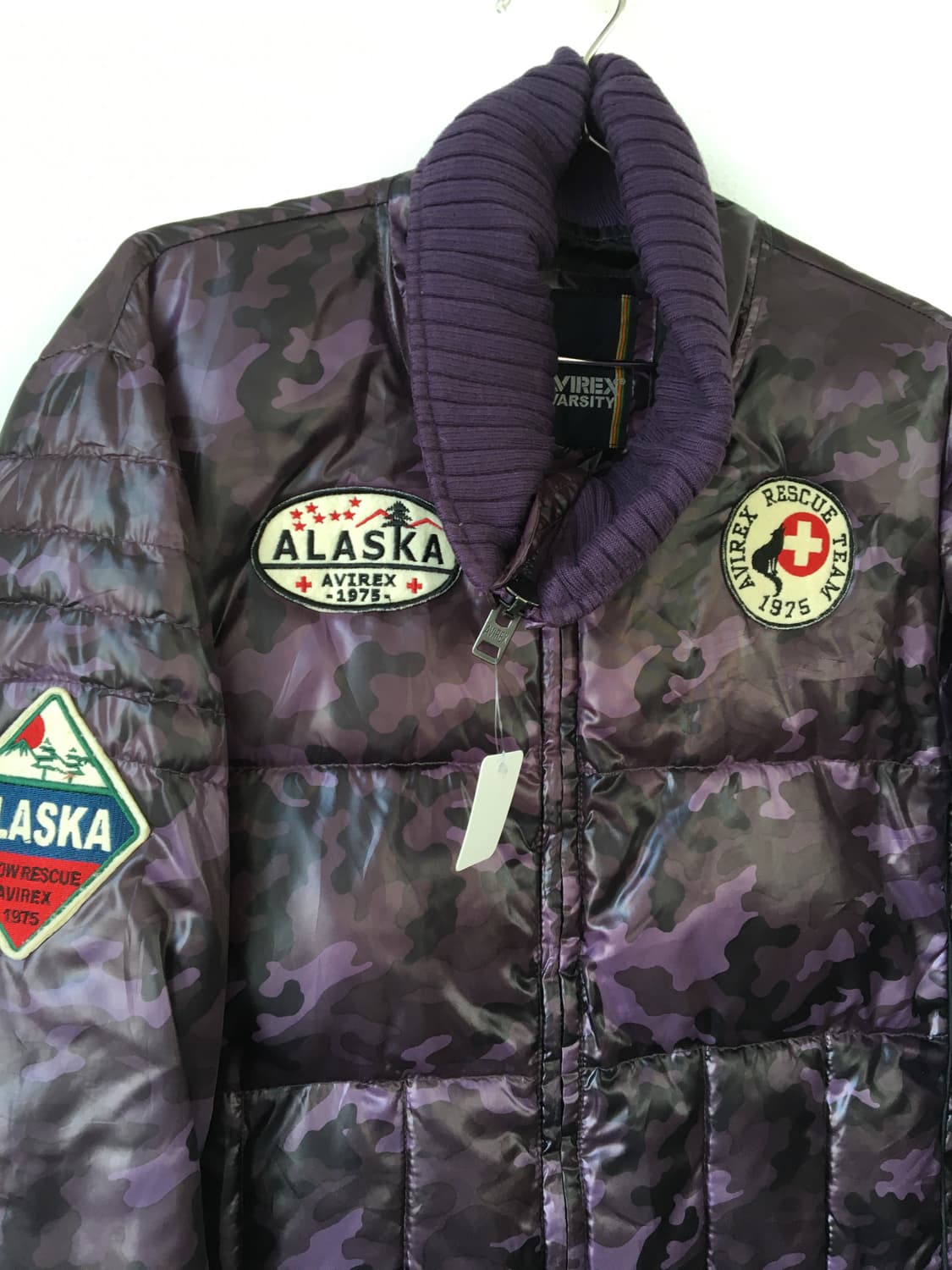 Avirex patch came pattern jumper 상품이미지3