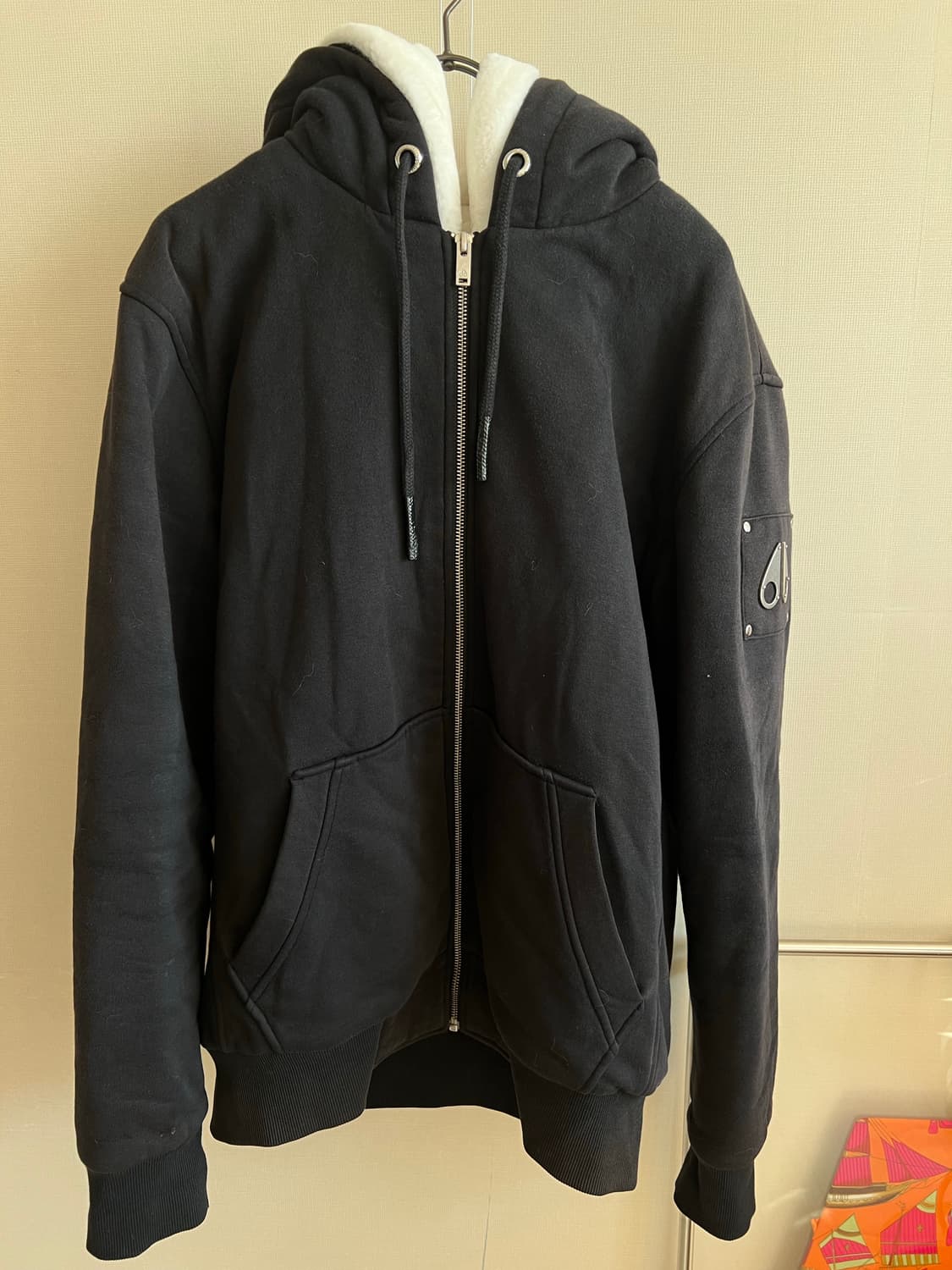 무스너클 버니스 웨터 상품이미지1