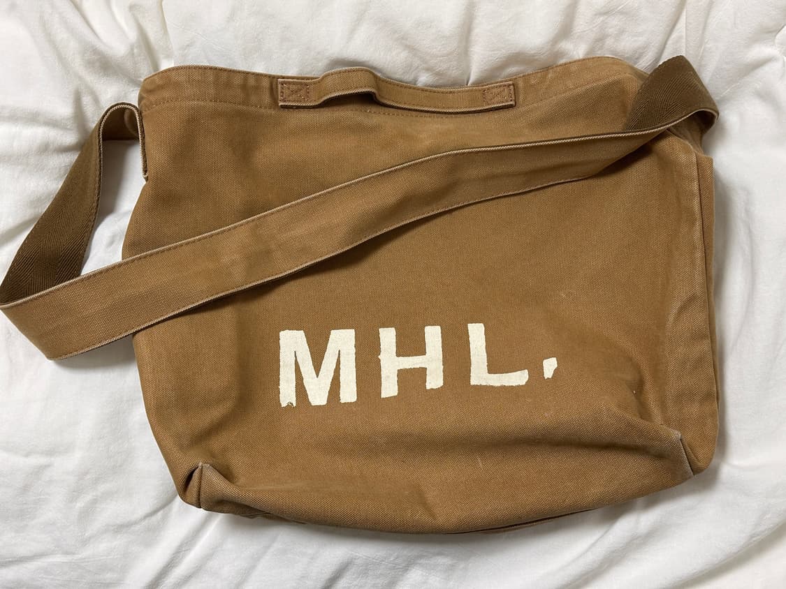 MHL 마가렛호웰 헤비 코튼 크로스백 카멜 탄 컬러 상품이미지1