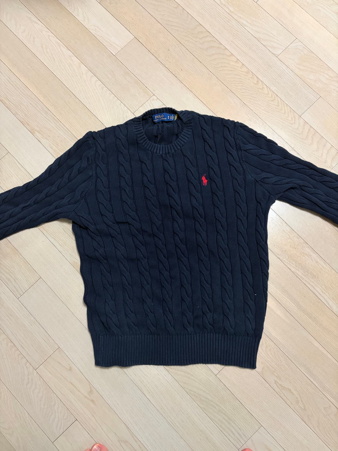 폴로 네이비 니트 상품이미지1