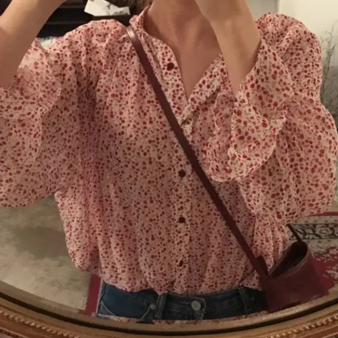 스키니피그(SKNNYPIG) 시스루 플라워 블라우스 프리사이즈 상품이미지3