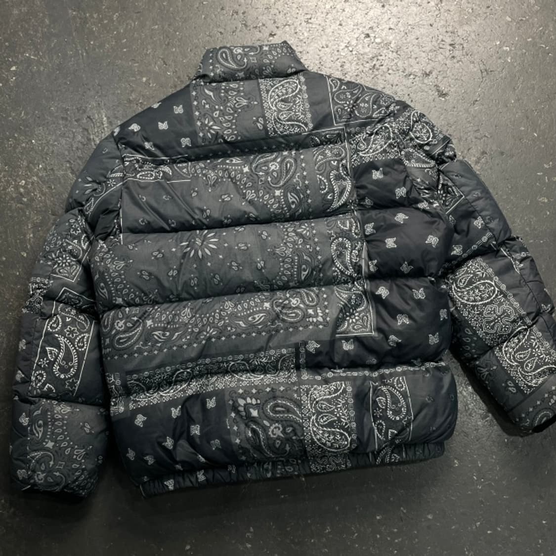 100 디스이즈네버댓 퍼텍스 반다나 패딩  상품이미지6