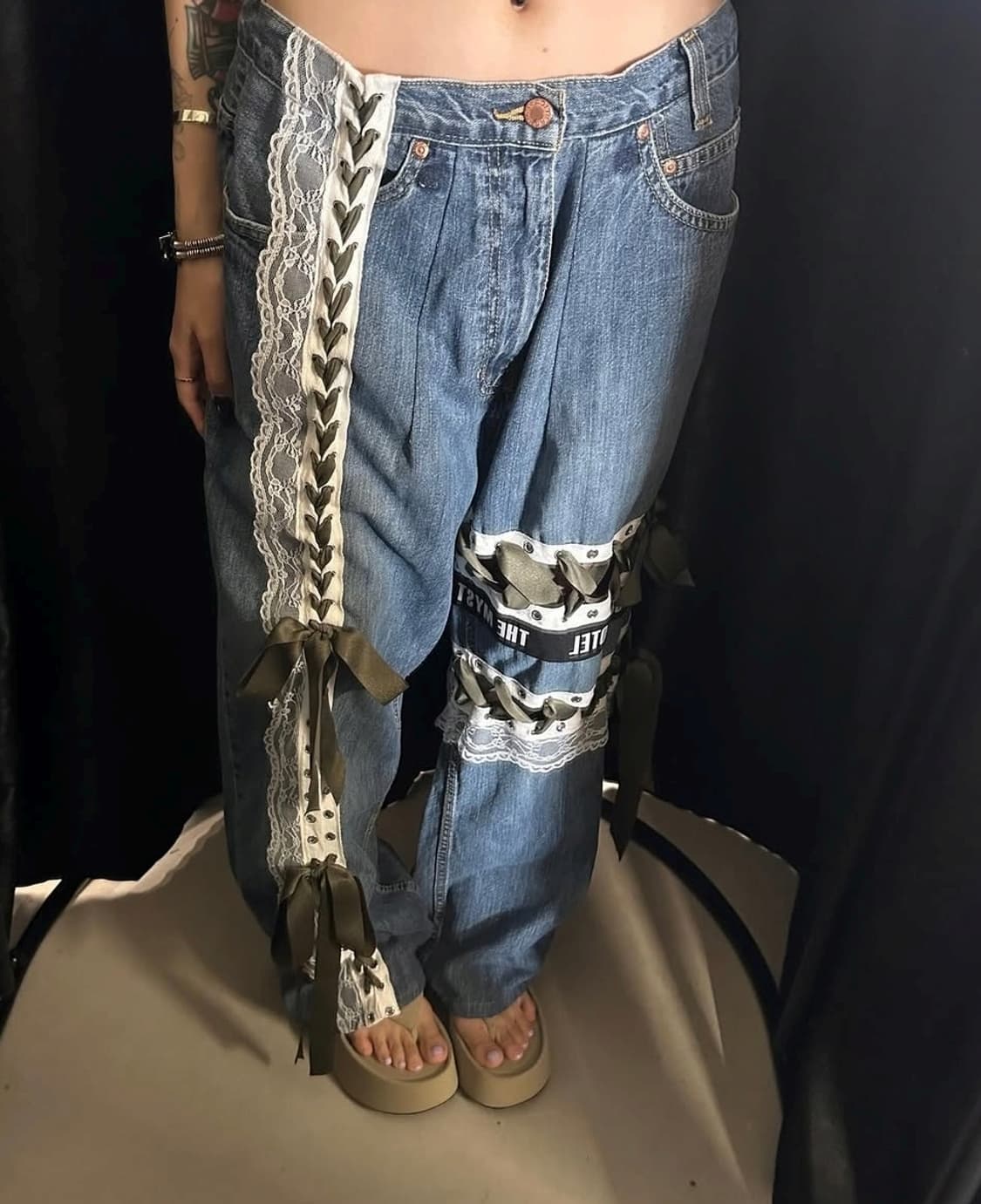 더미스테리어스호텔 커스텀 웨딩 데님팬츠 상품이미지3