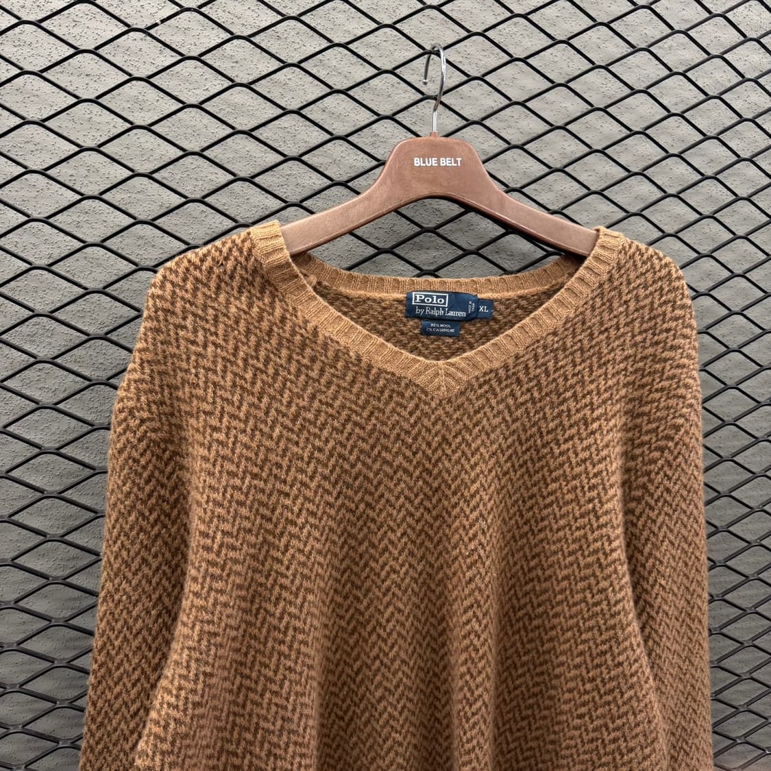 폴로 랄프로렌 울니트 V넥 헤링본패턴 디테일 루즈핏 브라운 상품이미지4