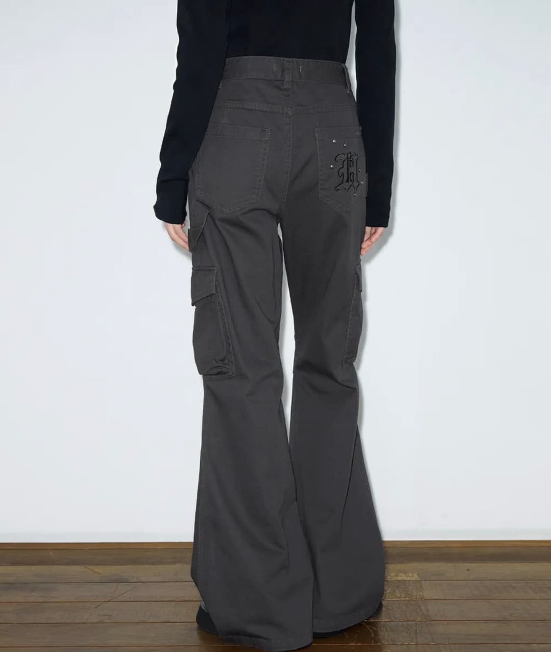 헬레네파리스 피그먼트 스터드 부츠컷 팬츠 그레이 S (새상품) 상품이미지1