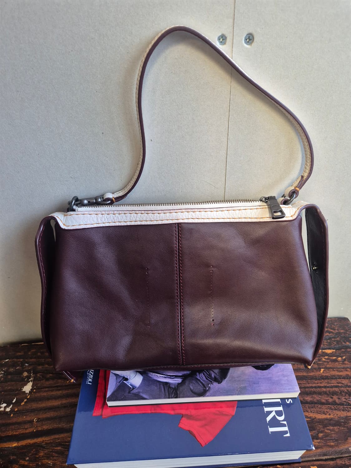 coach 코치 밴디트 페블 레더 호보백 상품이미지6