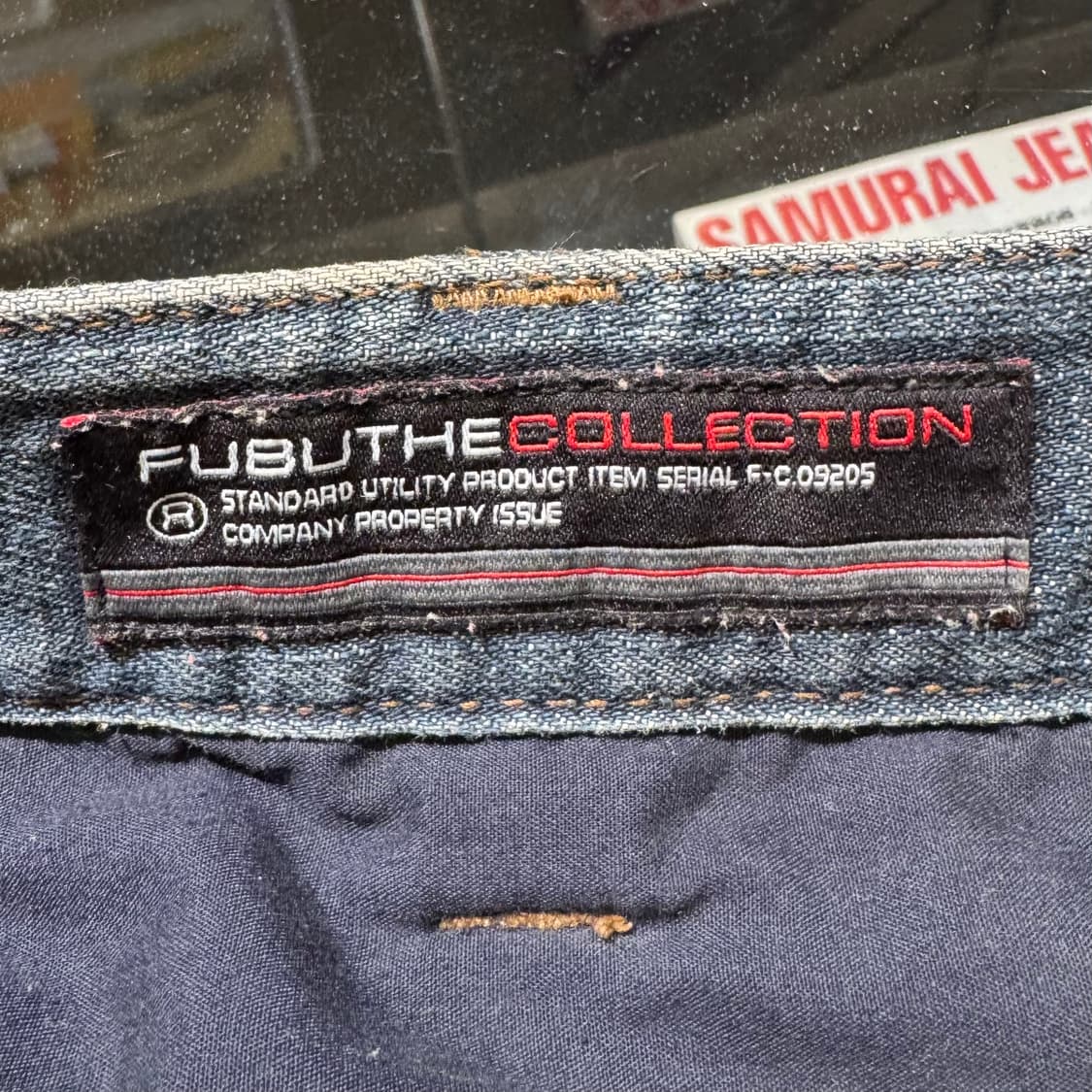 후부 워싱 코듀로이 배색 레터링 데님 팬츠 상품이미지8