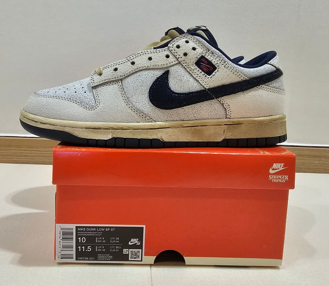 [새상품] 나이키 덩크 로우 X 기묘한 이야기 (size 280) 상품이미지4