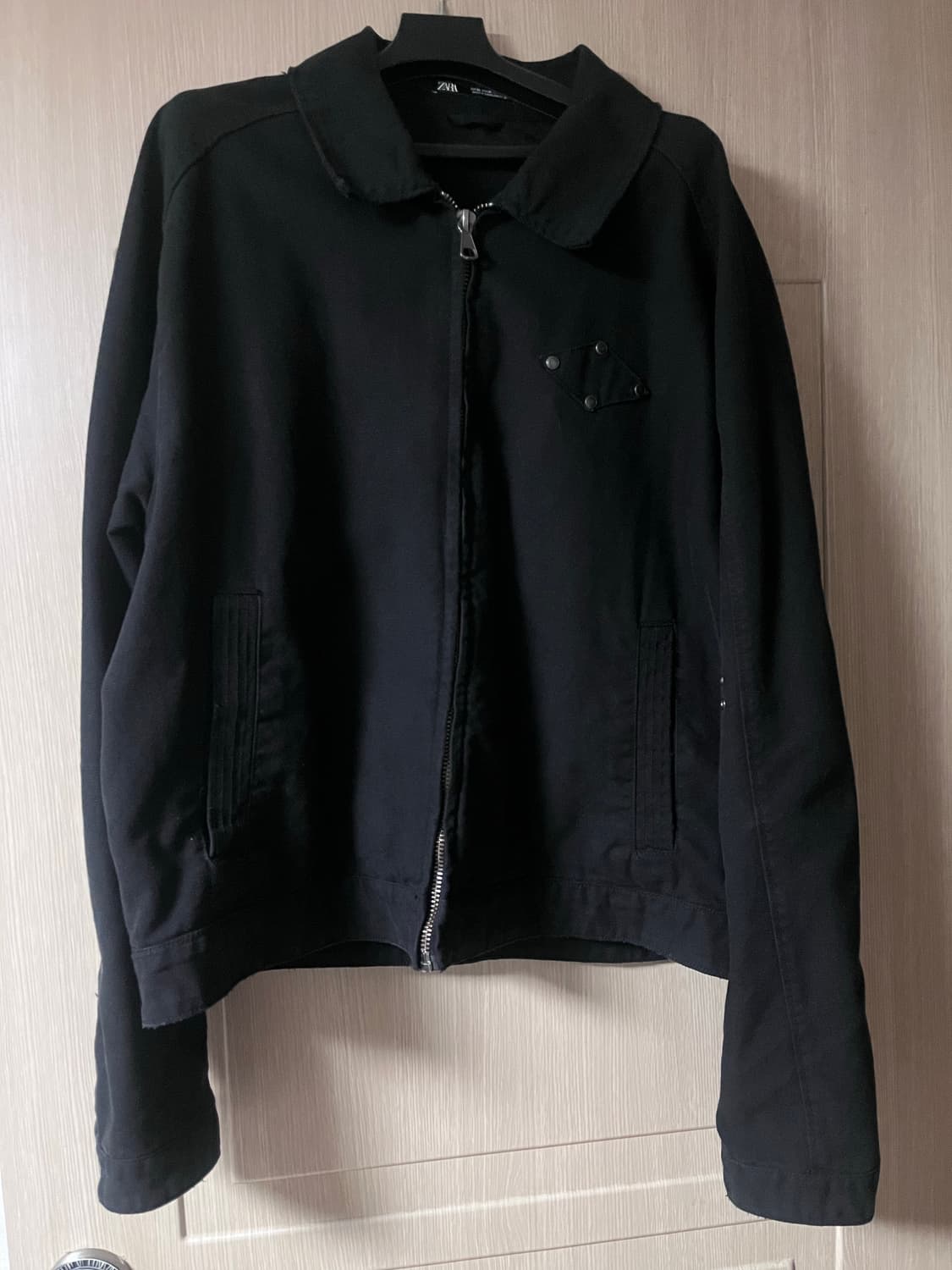 자라 스터드 디테일 재킷 4302/321 BLACK 상품이미지4