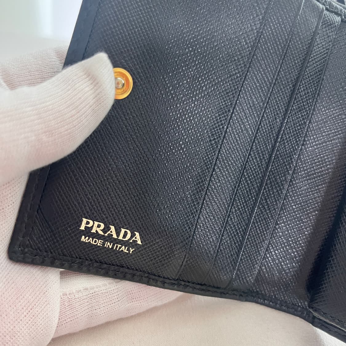 [A급/정품] 프라다 지갑 블랙 풀구성 상품이미지9