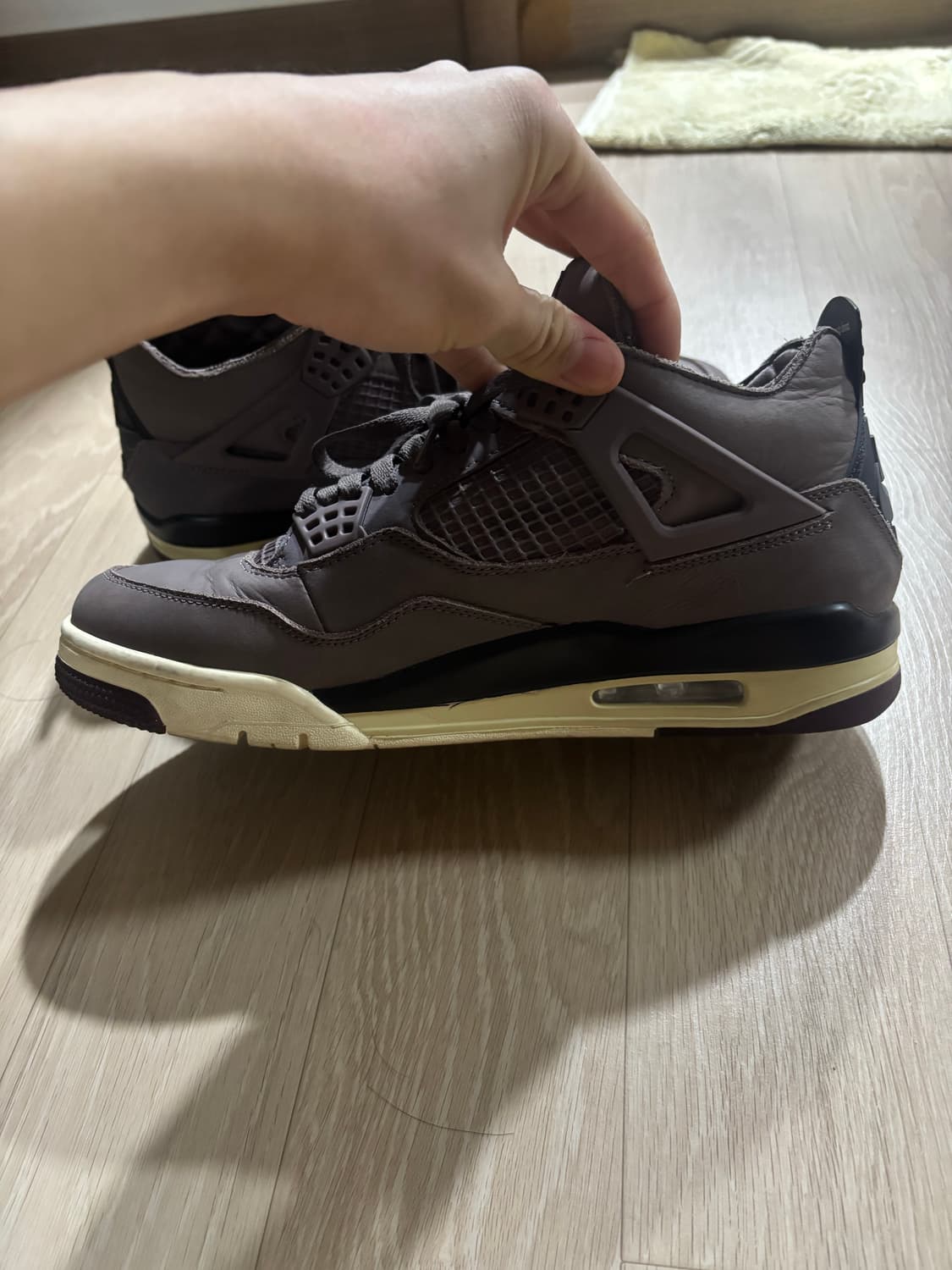 조던 4 x 아 마 마니에르 레트로 바이올렛 오어 상품이미지4