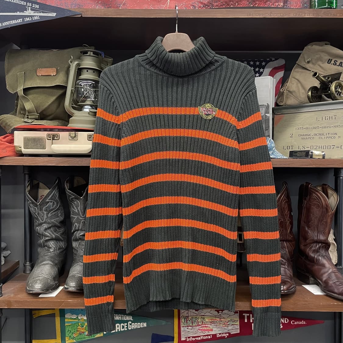 폴로 진스 패치 로고 스트라이프 터틀 넥 니트 스웨터 컨트리  상품이미지1