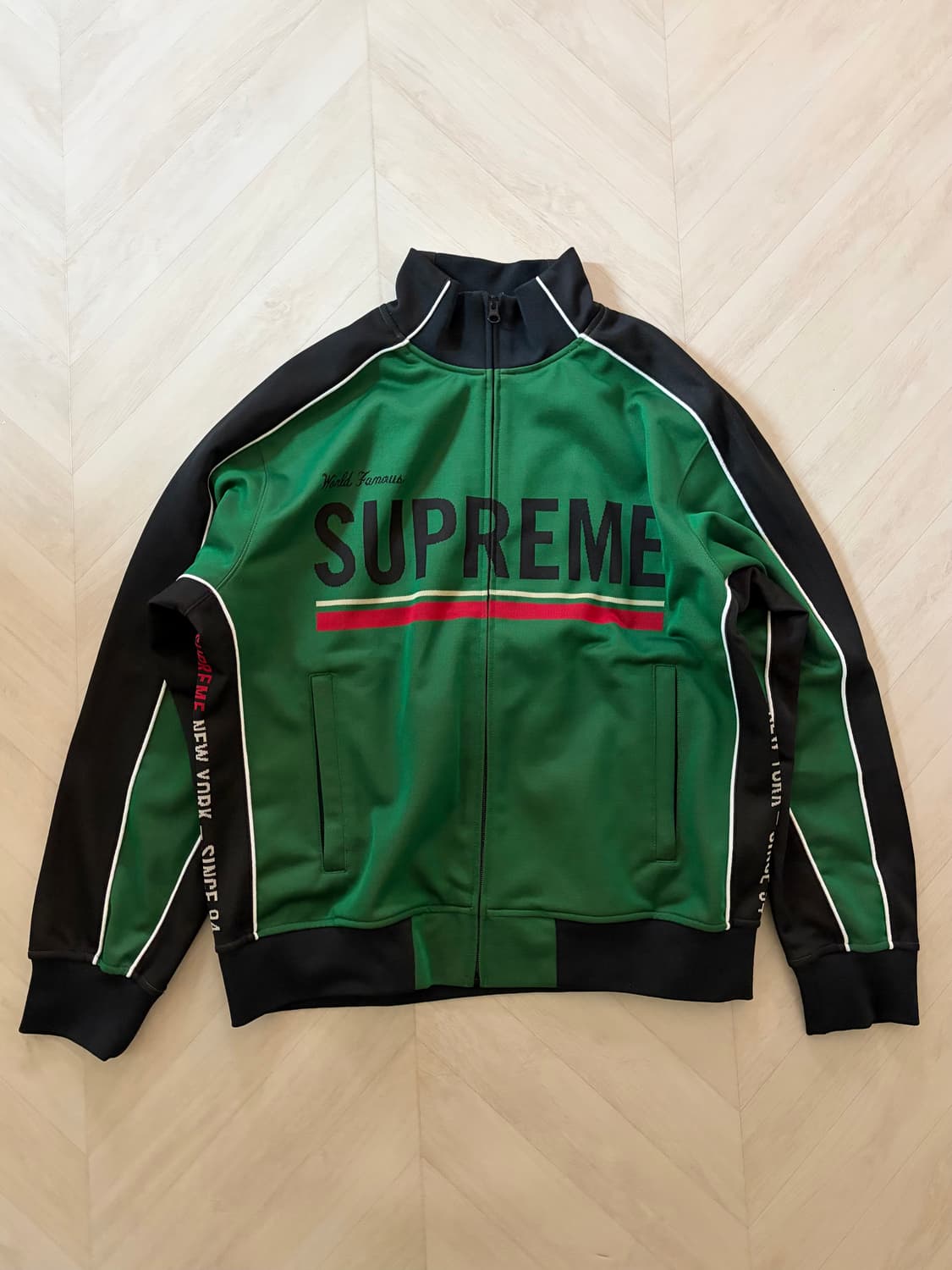 Supreme World Famous Jacquard tracktop 상품이미지1