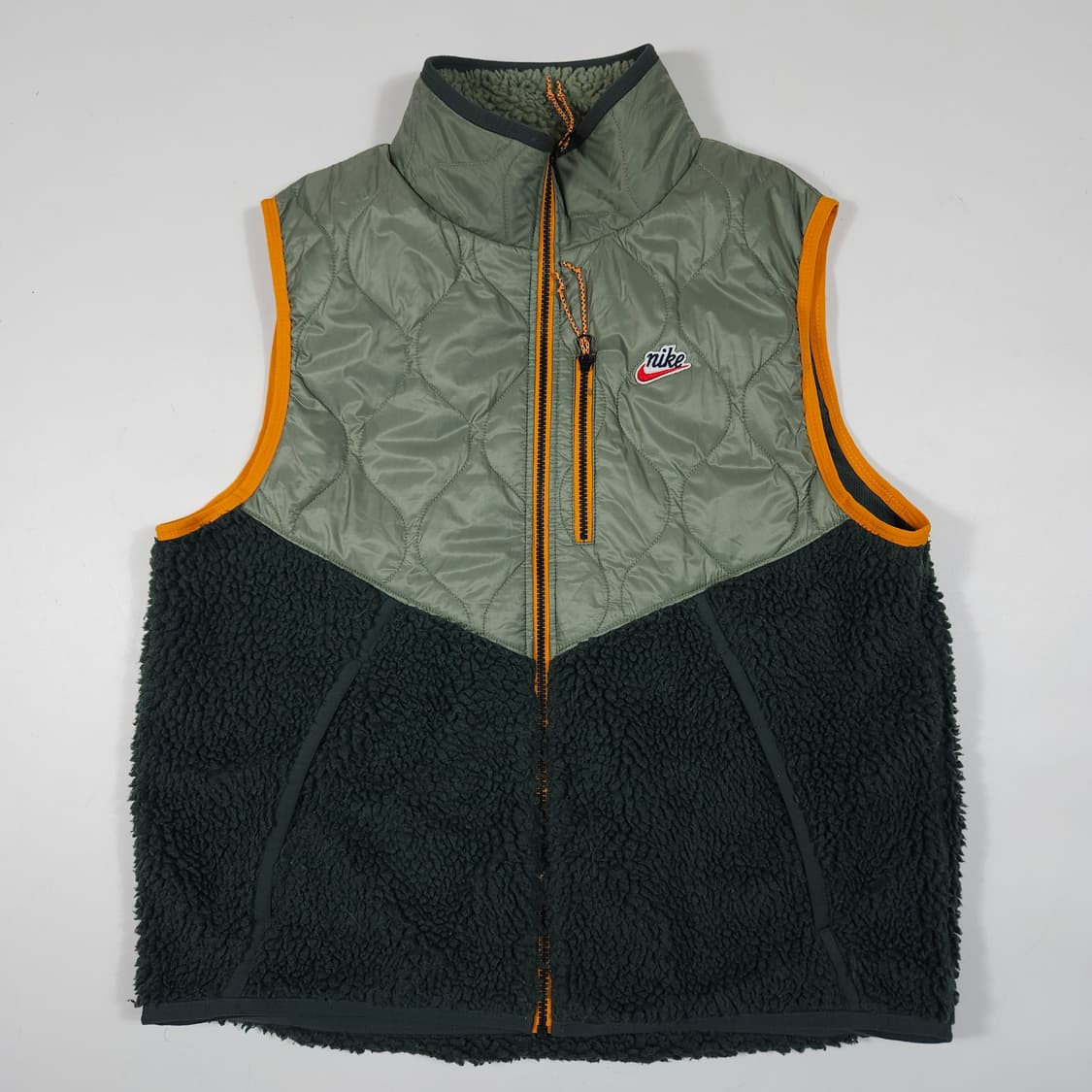 나이키 퀼팅 조끼 후리스 상품이미지1