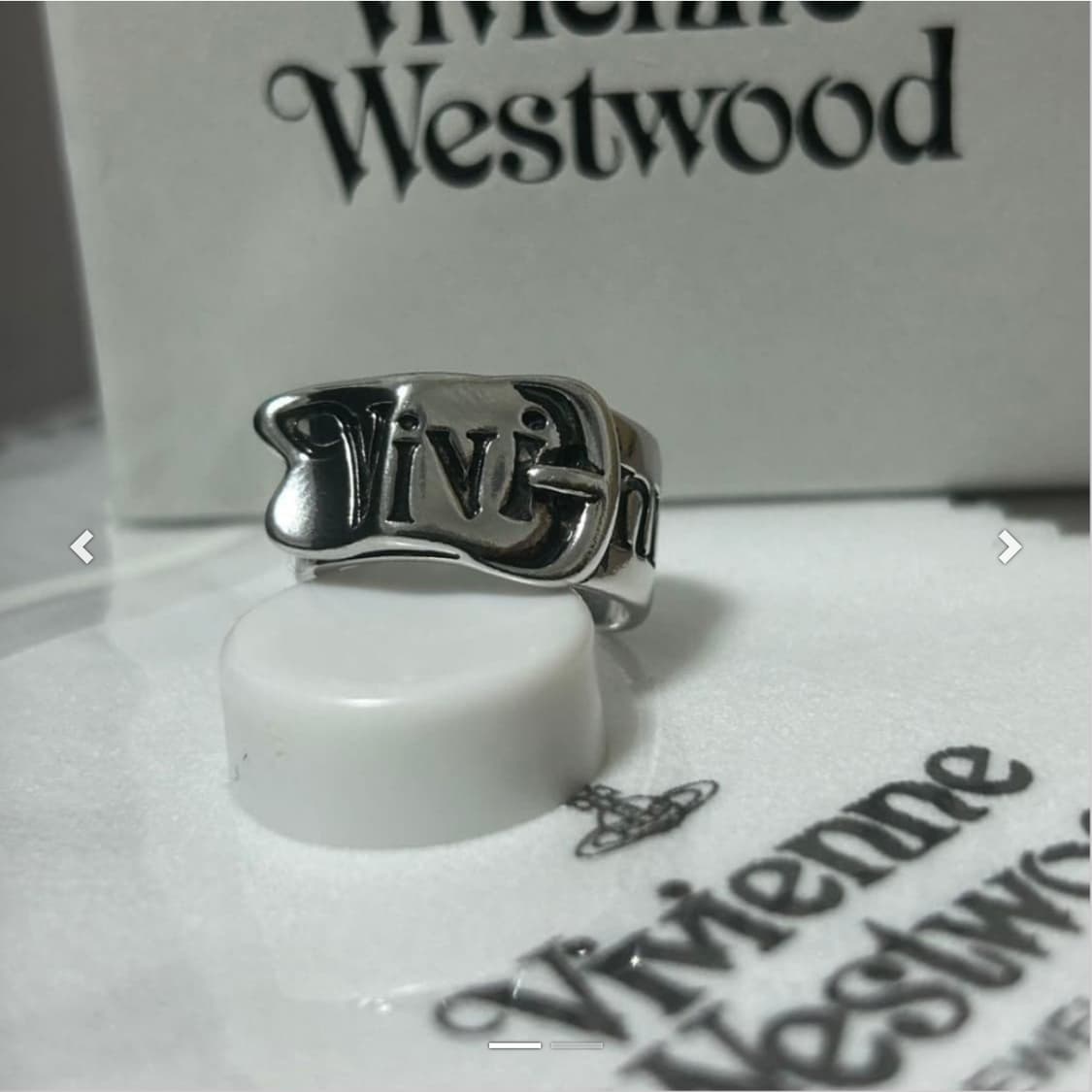 비비안웨스트우드 아카이브 레터링 로고 각인 벨트링 반지 상품이미지1