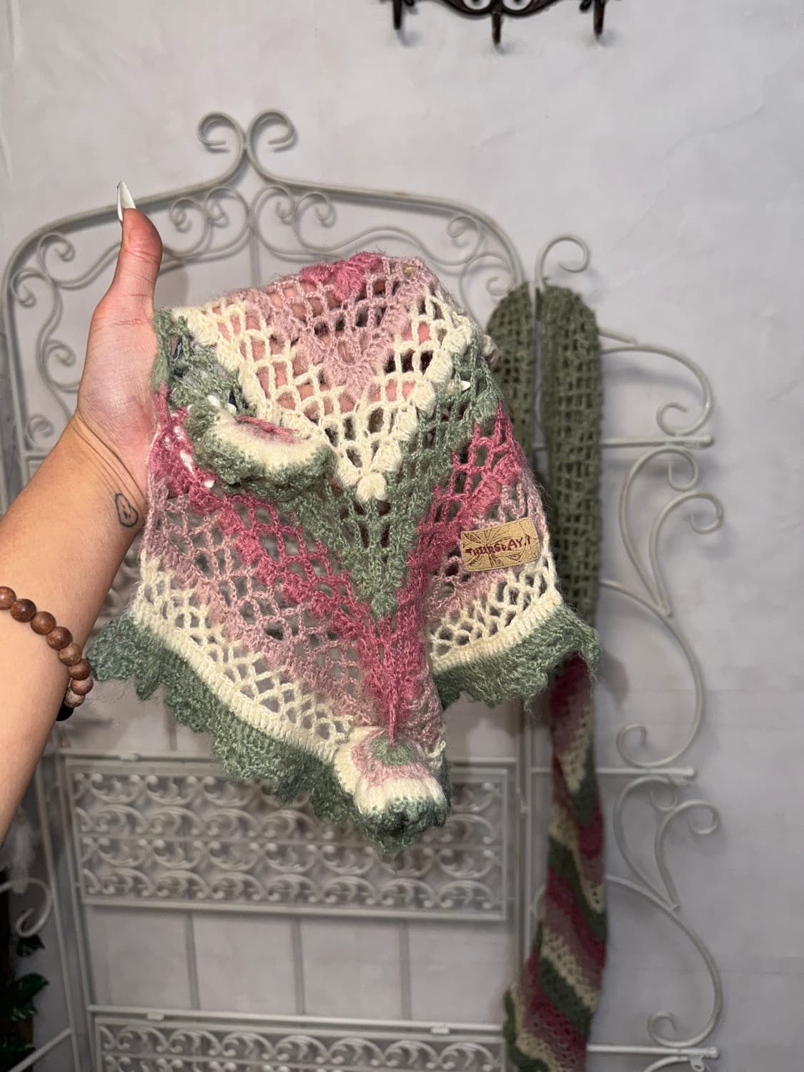 Mute pink green crochet flower muffler 상품이미지3