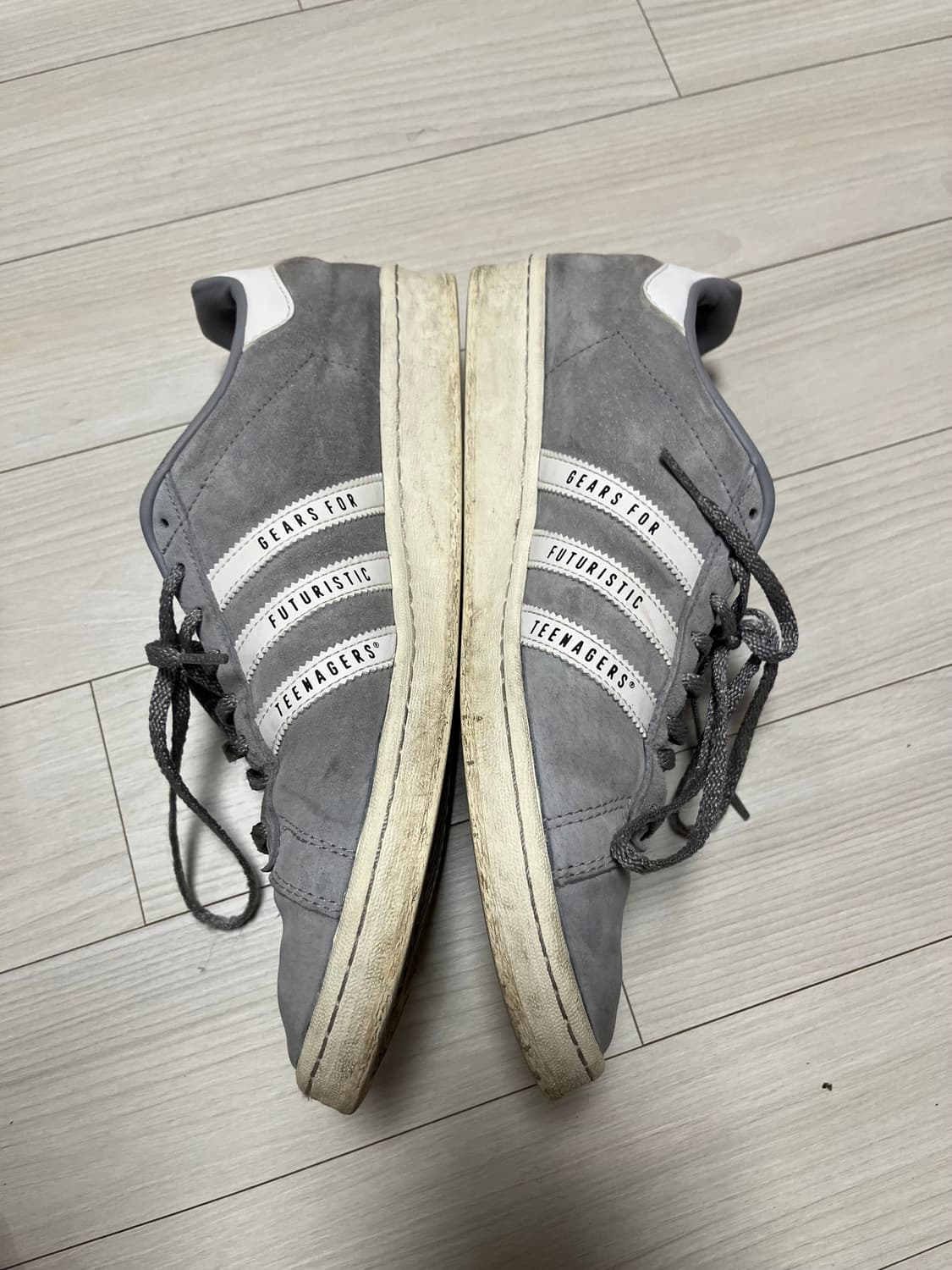 아디다스 휴먼메이드 캠퍼스 상품이미지2