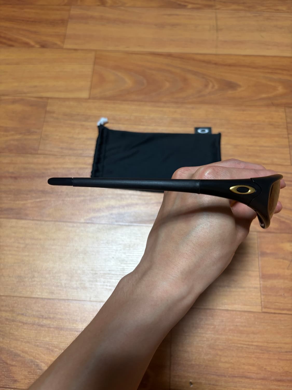 오클리 뉴스트레이트 자켓 브론즈 블랙 상품이미지5