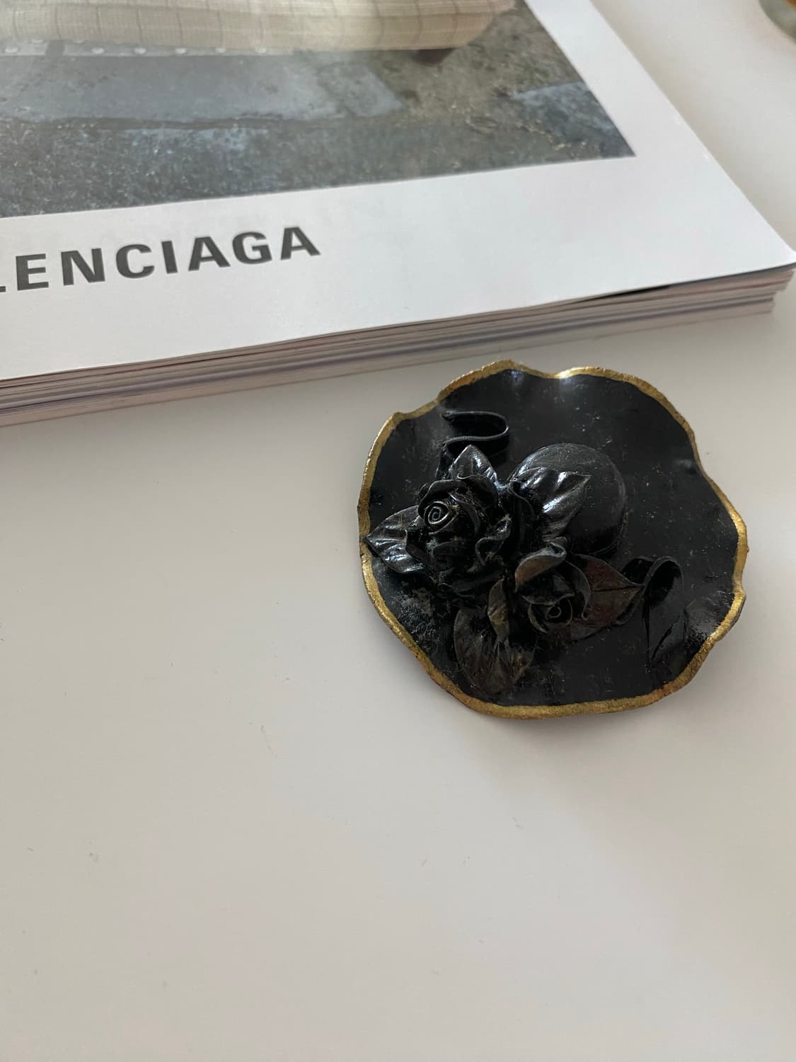 일본 수입 빈티지 플라워 모자모양 브로치 상품이미지2